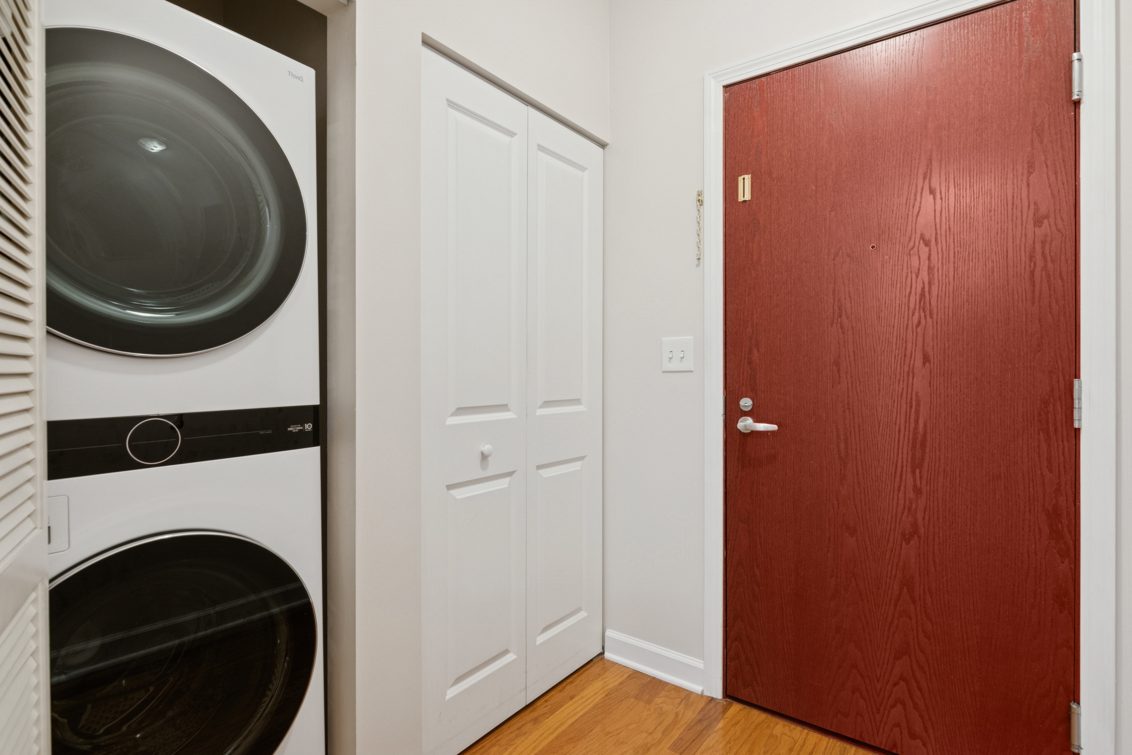 1250 S Michigan 2304 