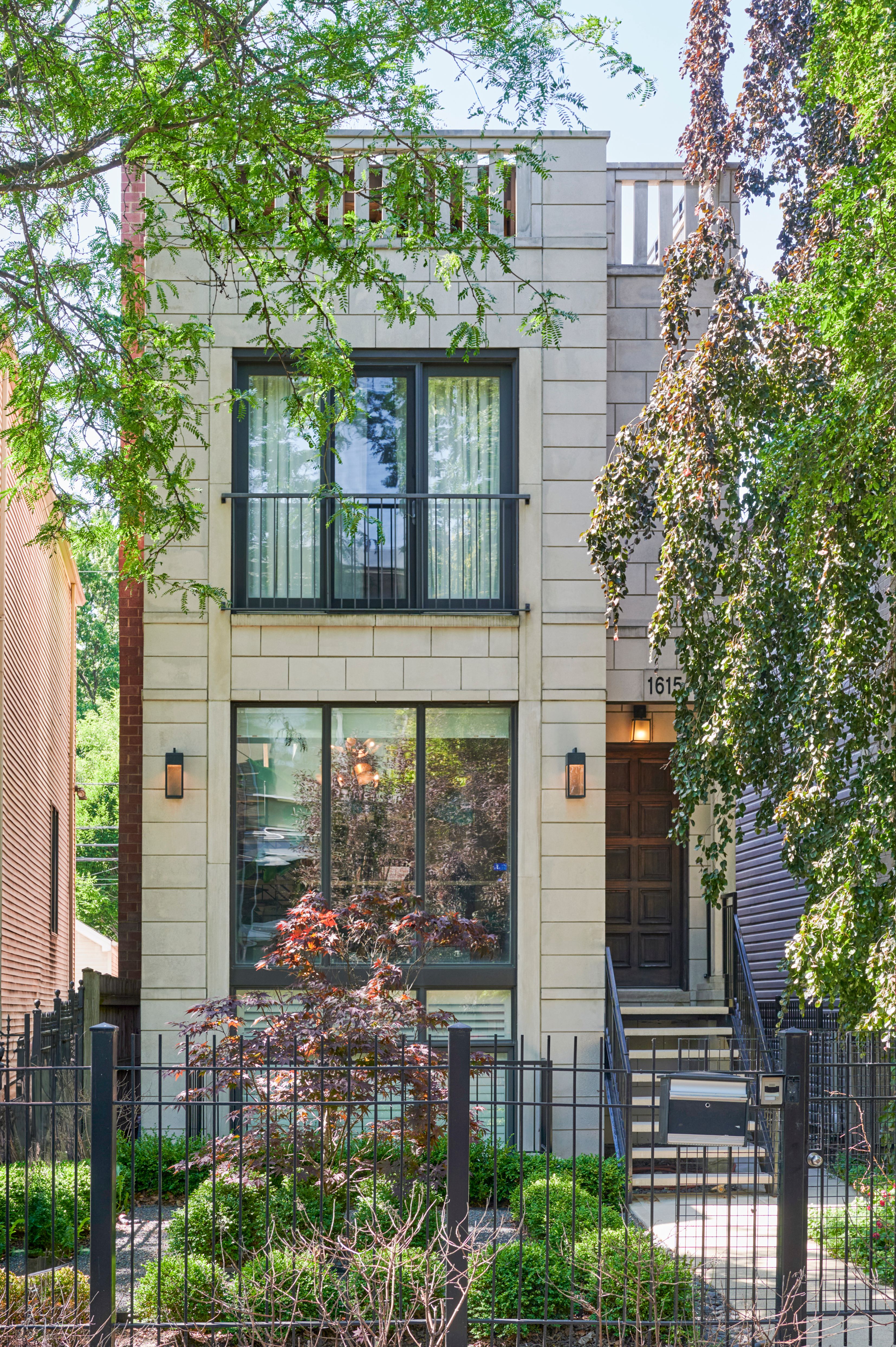 1615 W Huron Street 