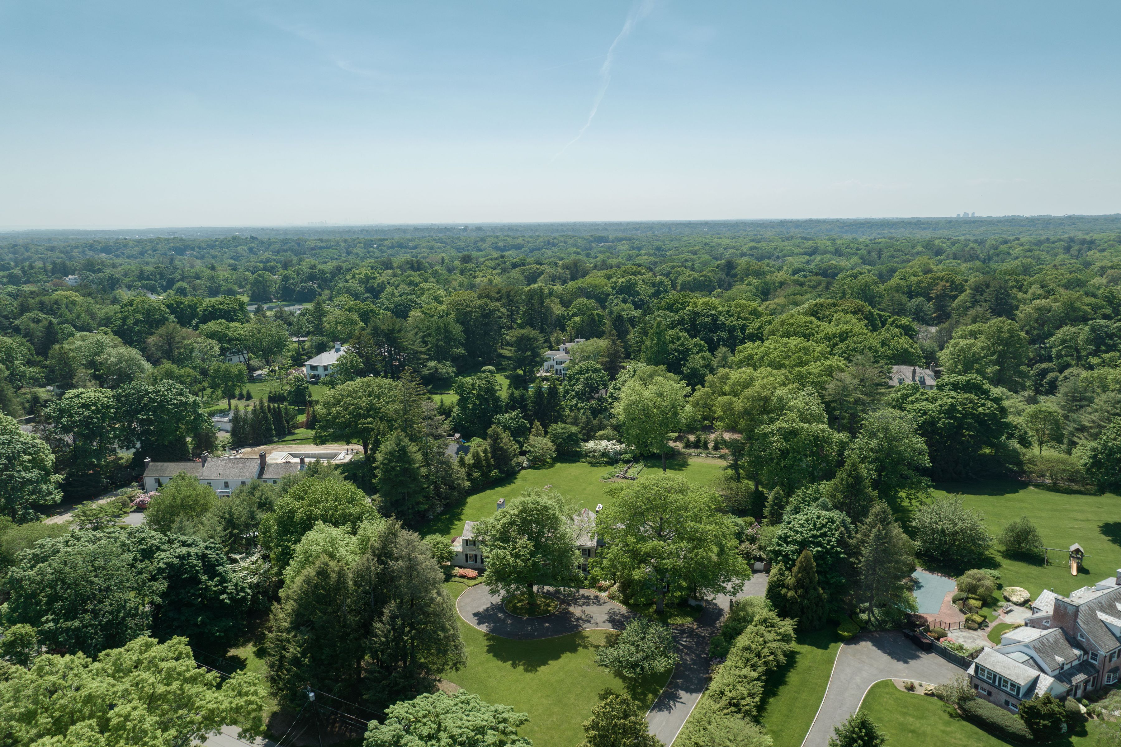 12 Woodside Road, Greenwich, CT