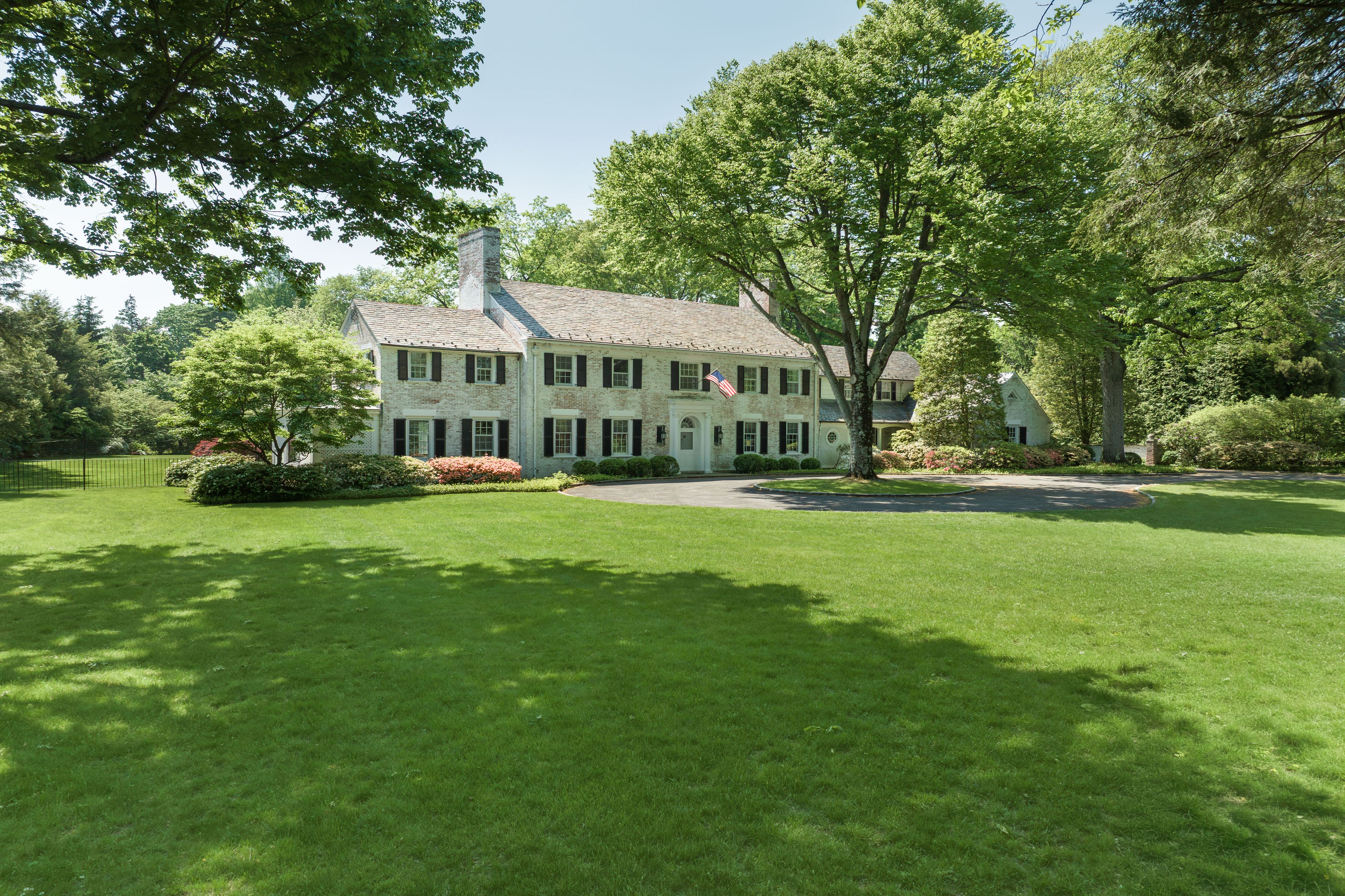 12 Woodside Road, Greenwich, CT