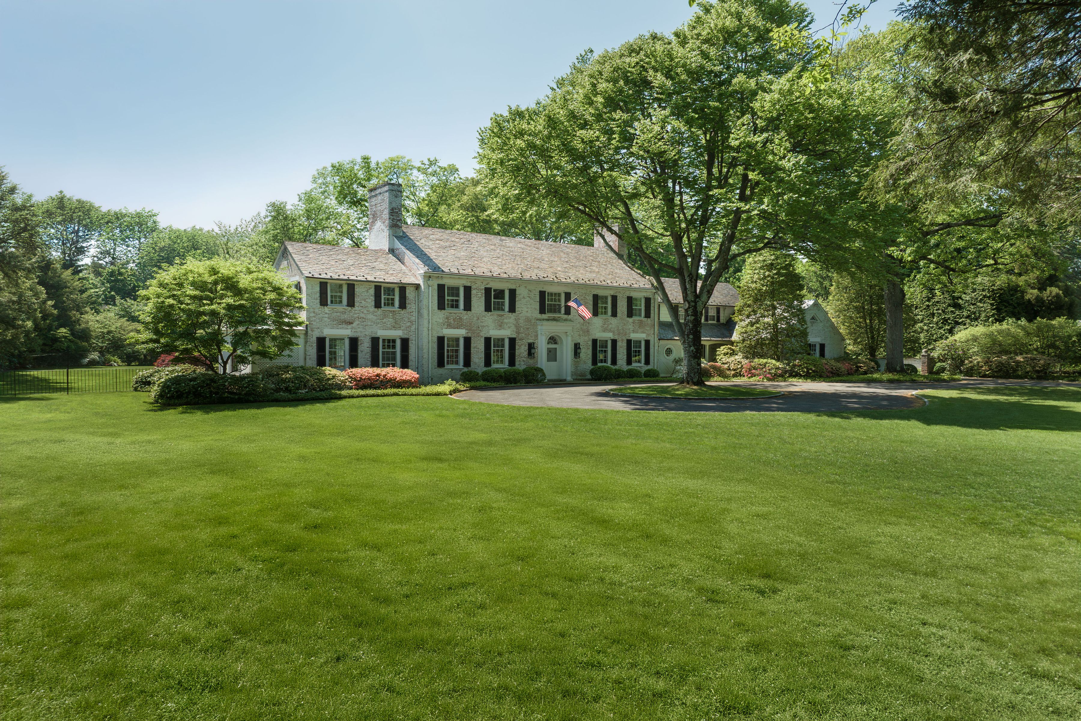 12 Woodside Road, Greenwich, CT