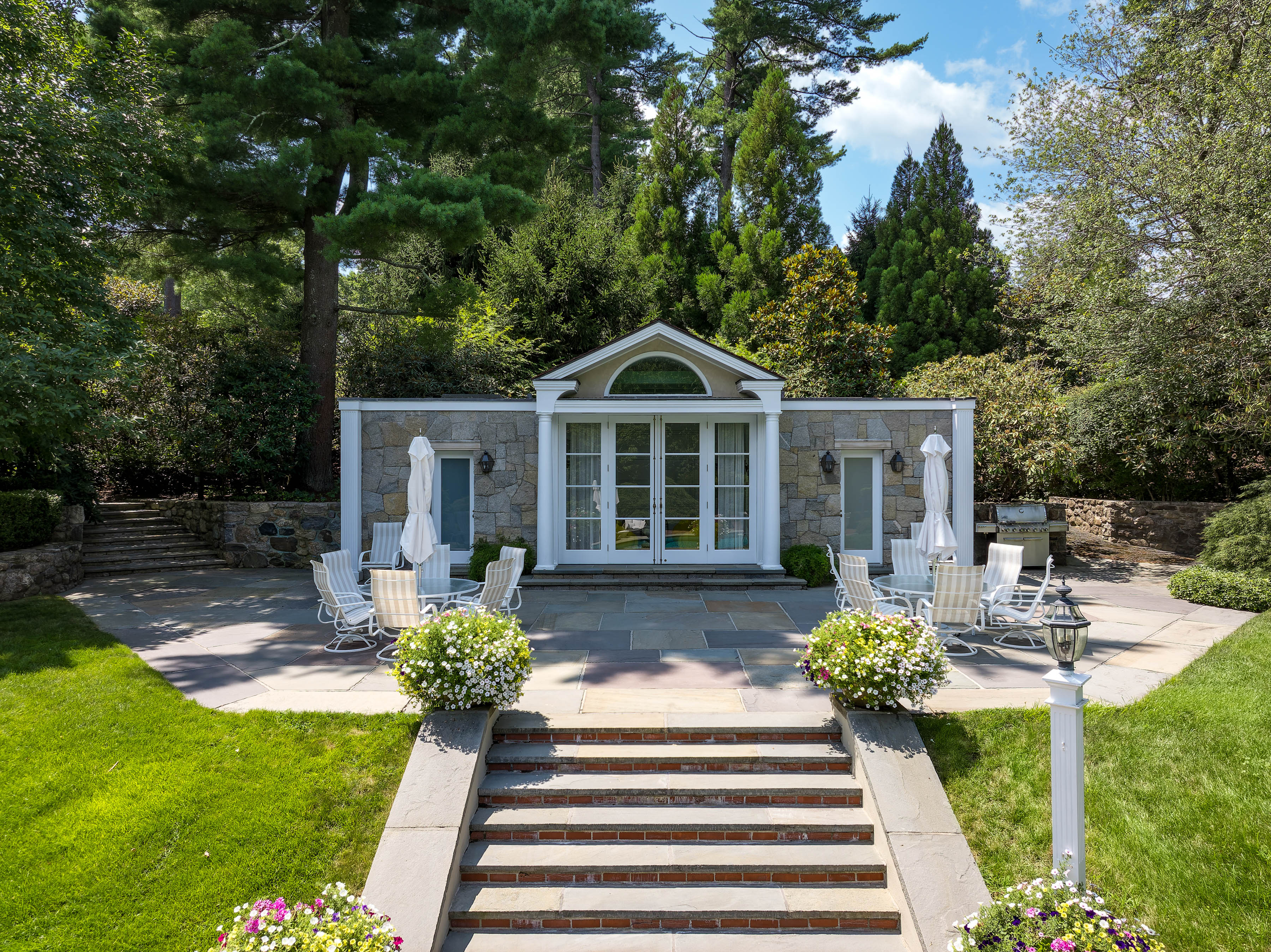 1233 Rock Rimmon Road, Stamford, CT