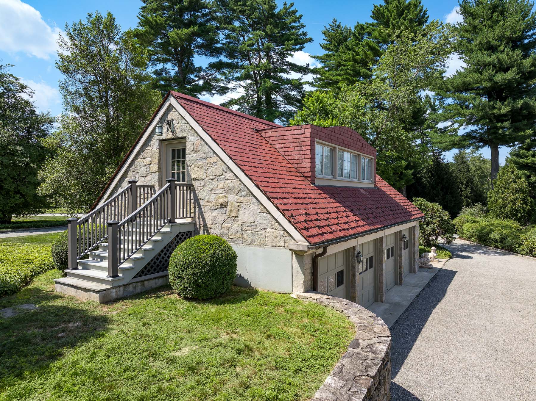 1233 Rock Rimmon Road, Stamford, CT