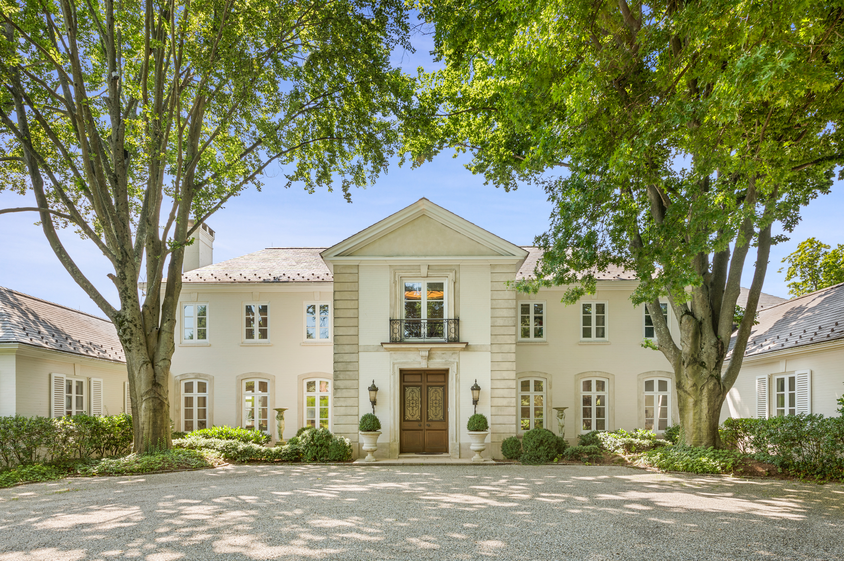 25 Field Point Circle, Greenwich, CT