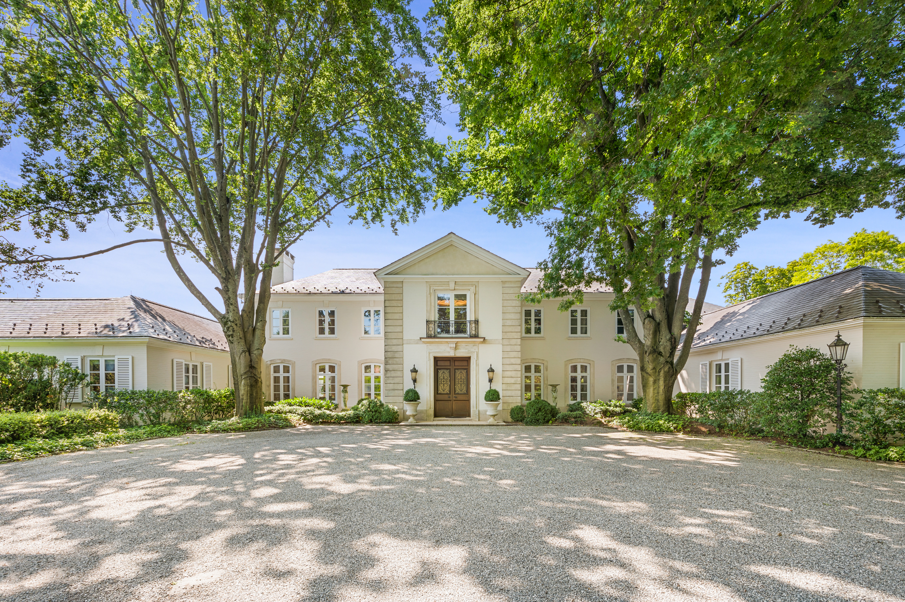 25 Field Point Circle, Greenwich, CT