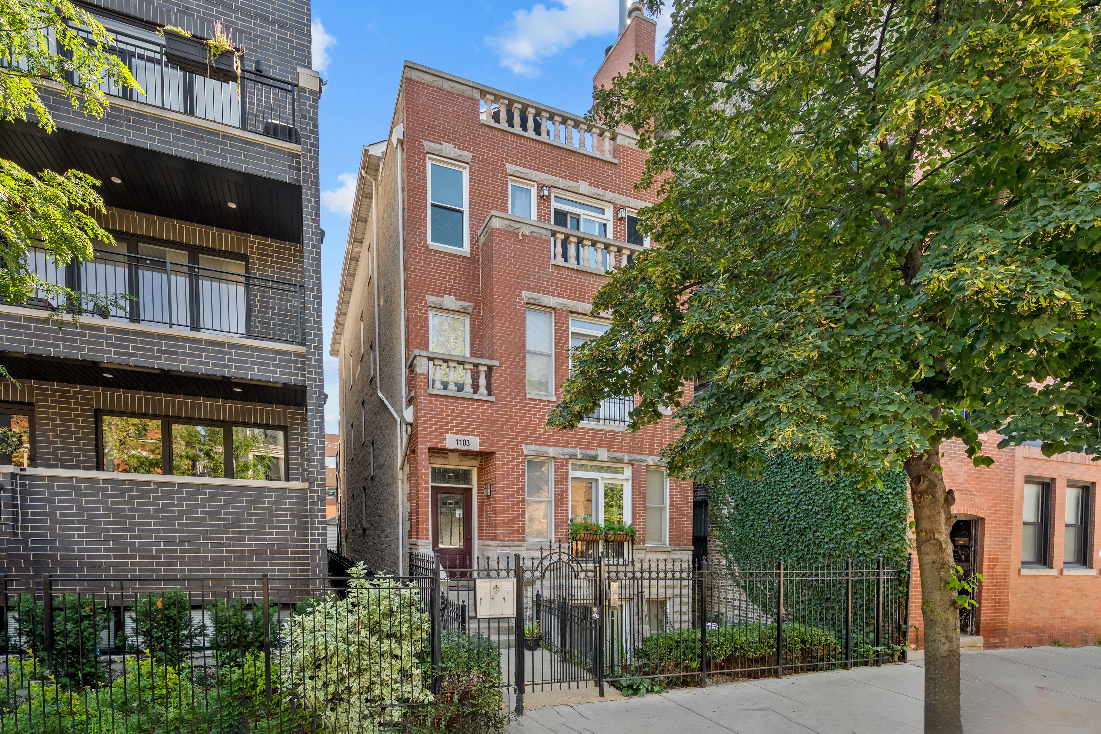 1103 N Paulina Street Unit# 2