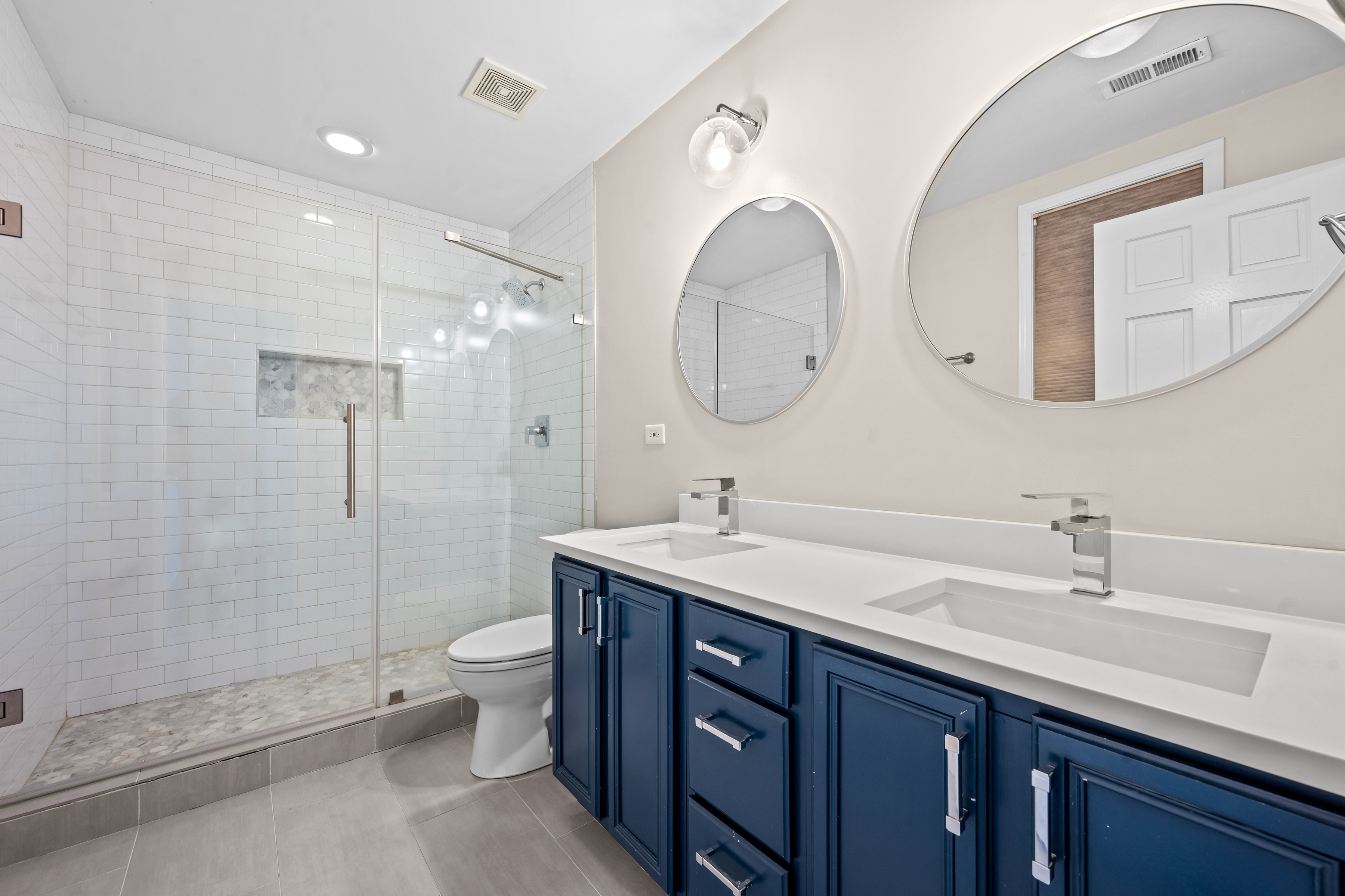 1103 N Paulina Street Unit# 2