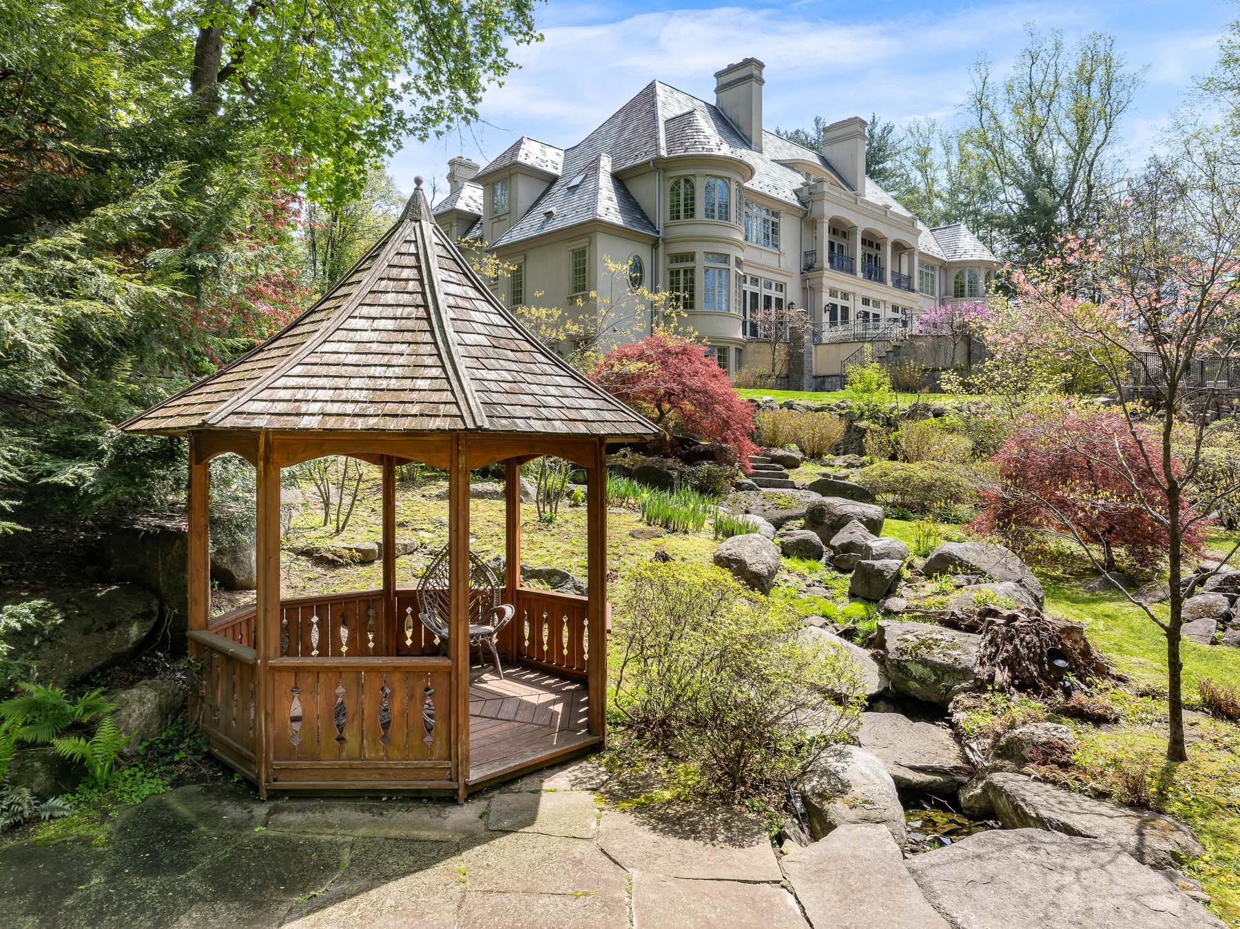 524 Lake Avenue, Greenwich, CT
