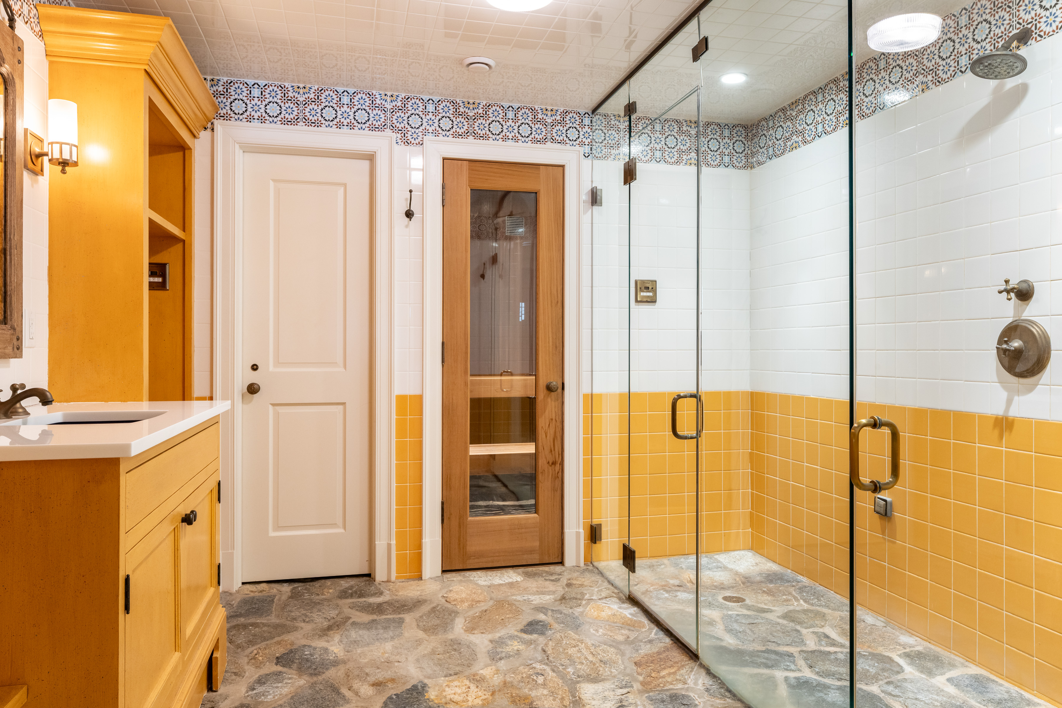 524 Lake Avenue, Greenwich, CT