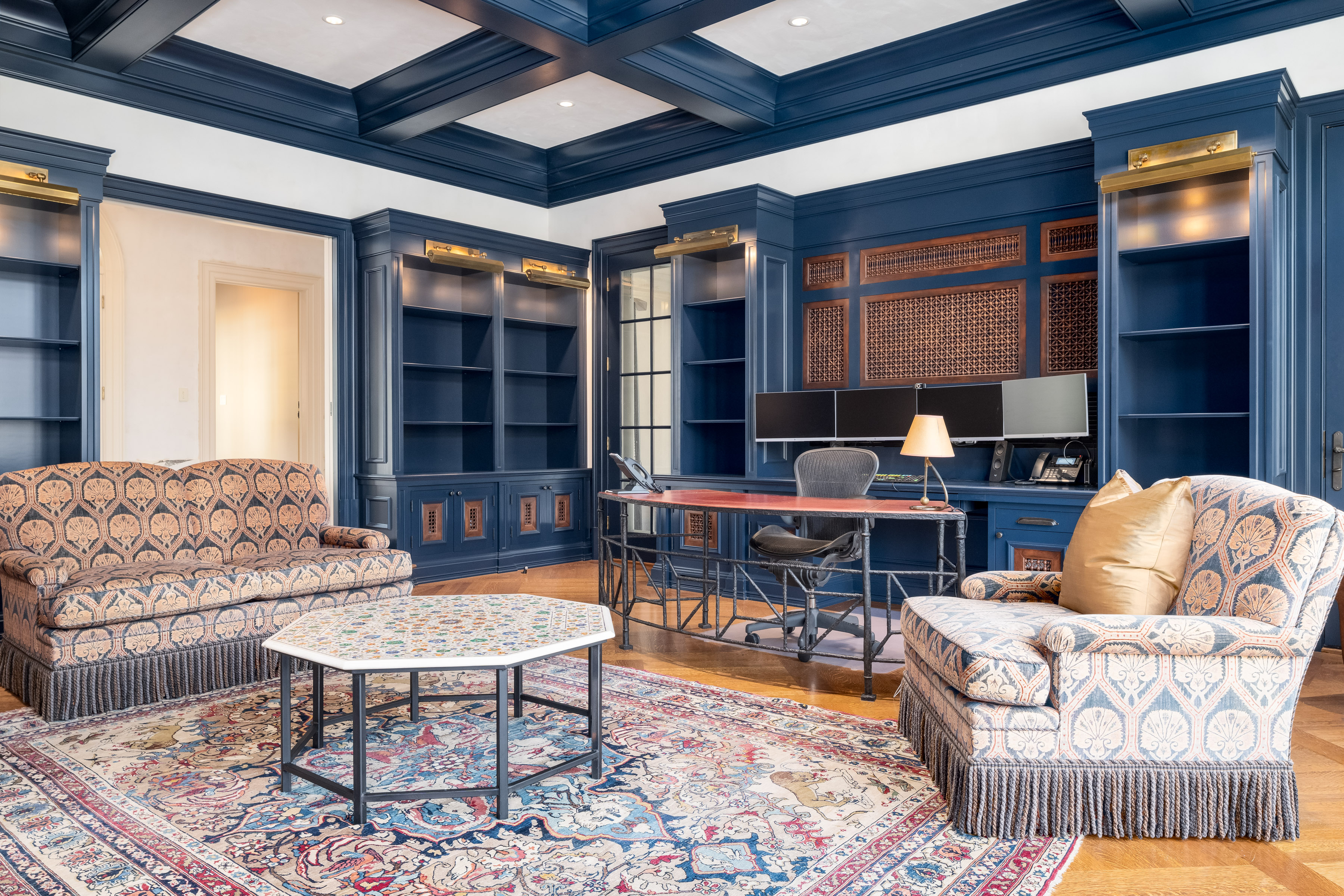 524 Lake Avenue, Greenwich, CT