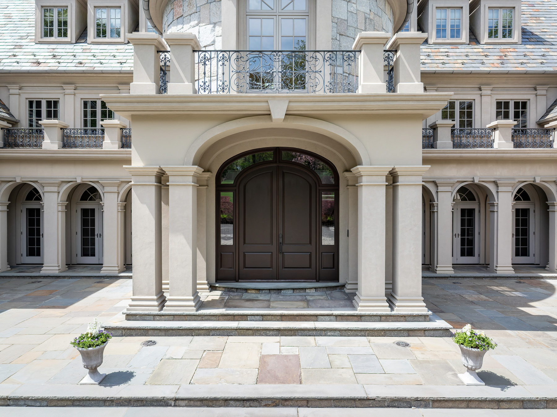 524 Lake Avenue, Greenwich, CT