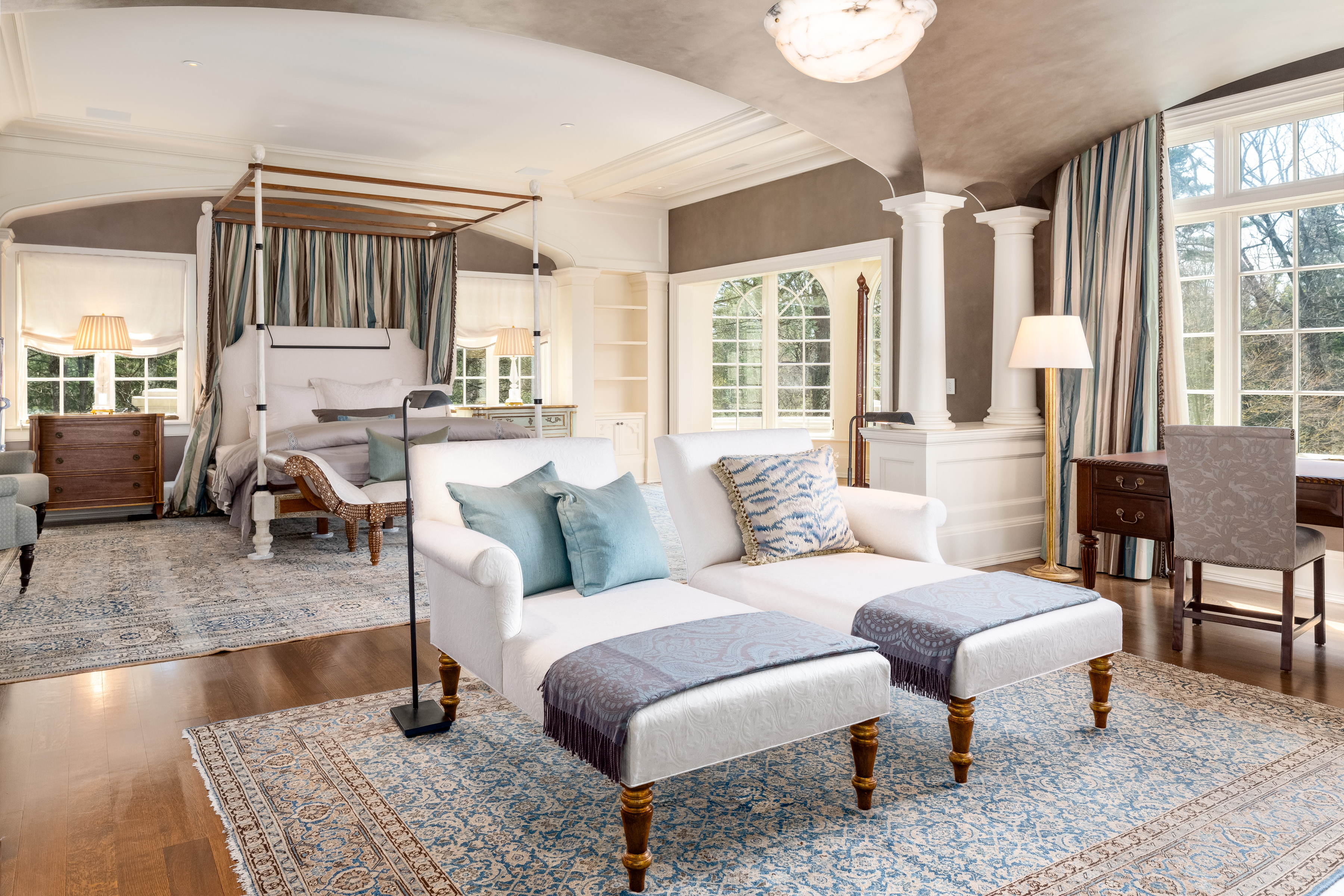 524 Lake Avenue, Greenwich, CT