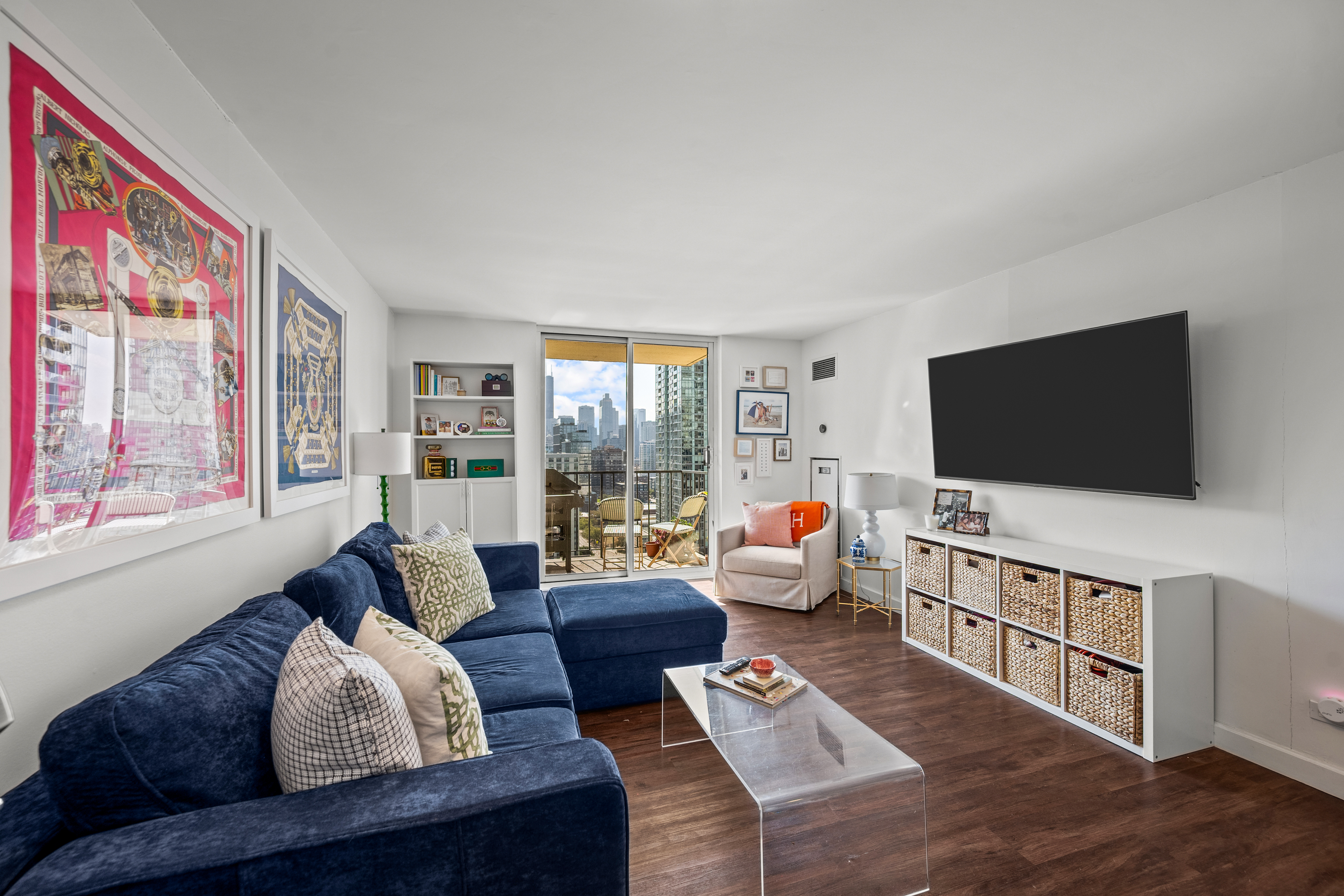 1212 N Lasalle Street Unit# 2107