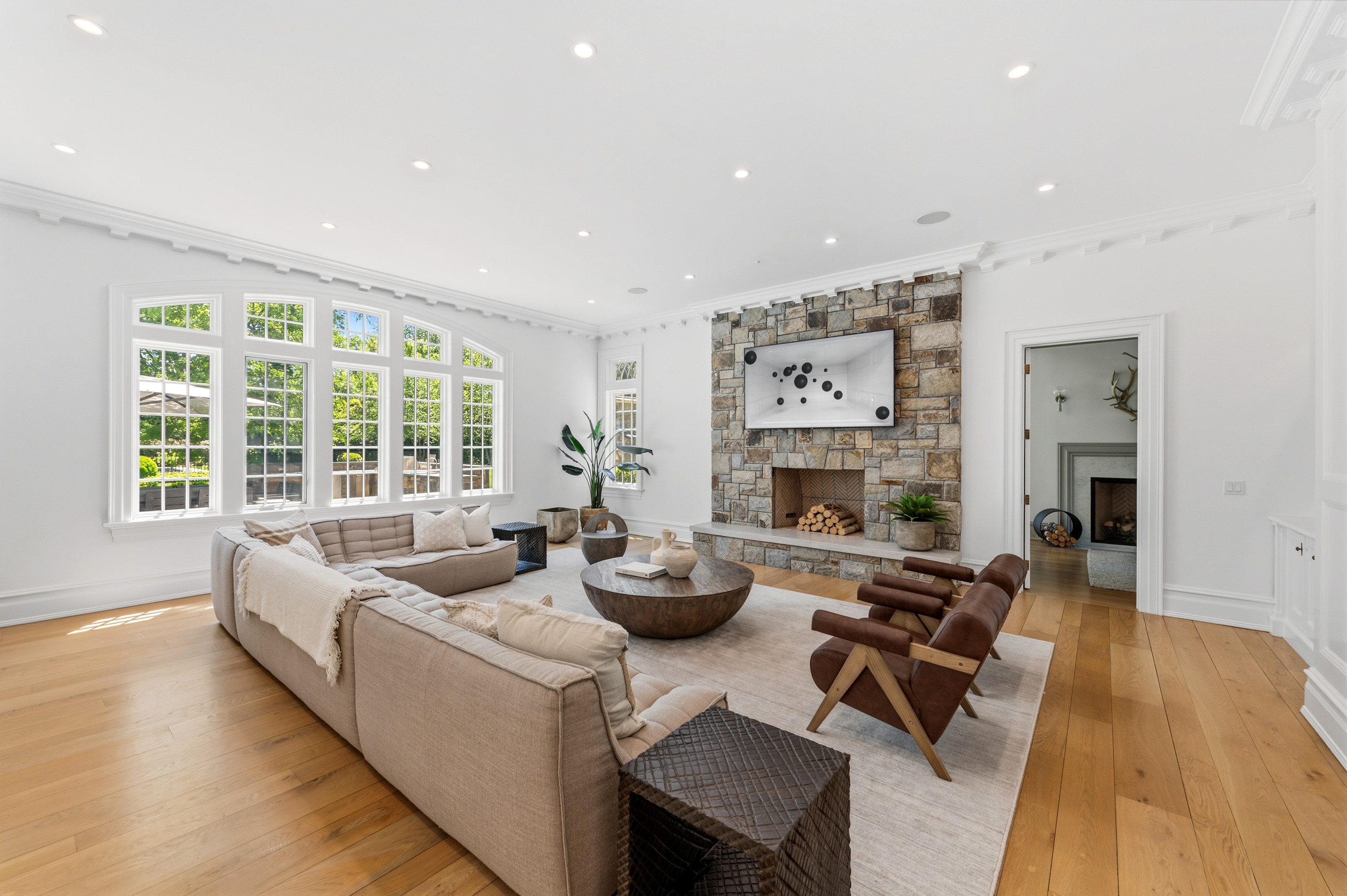 7 Loch Lane 