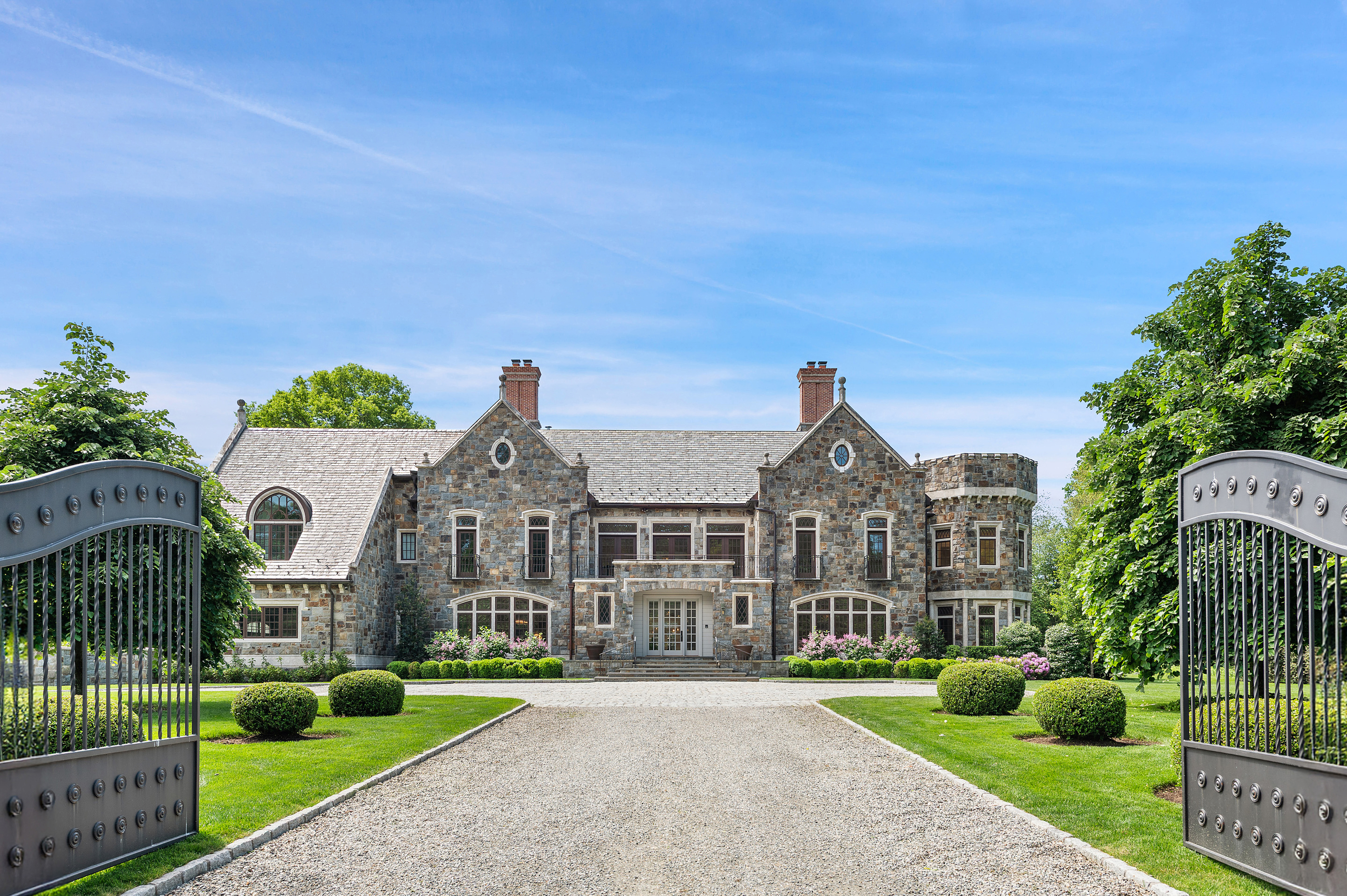 7 Loch Lane 