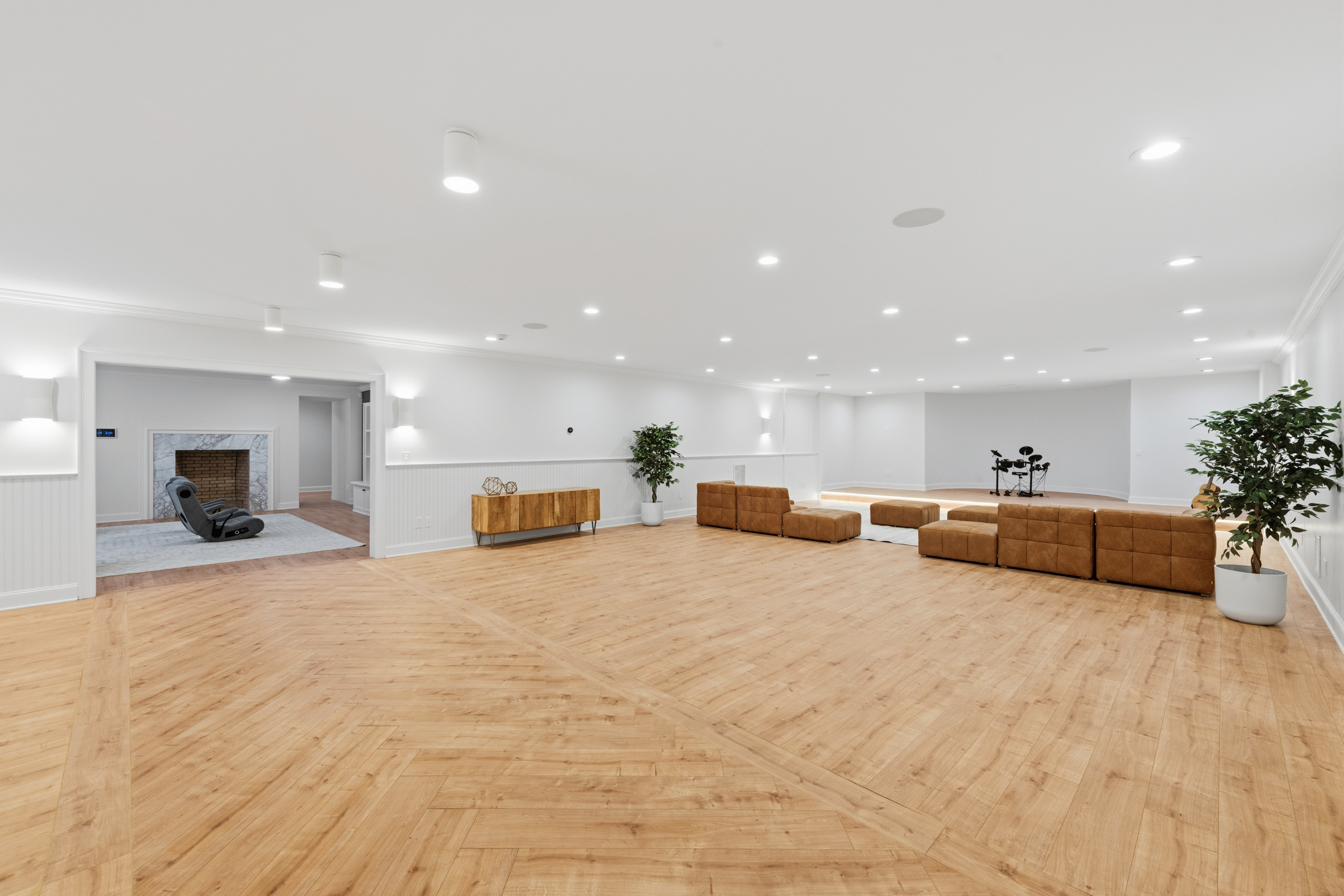 7 Loch Lane 