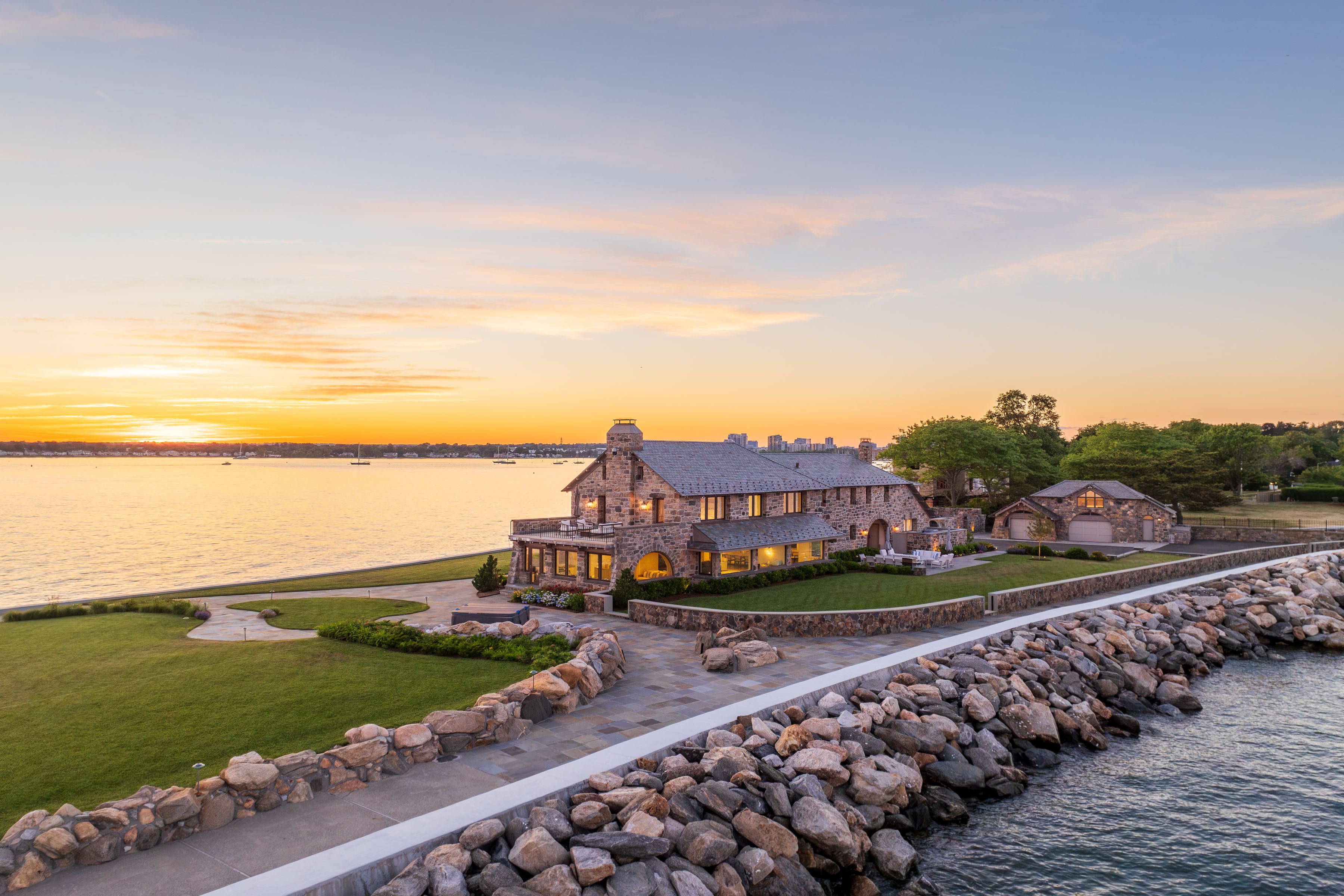 123 Saddle Rock Road