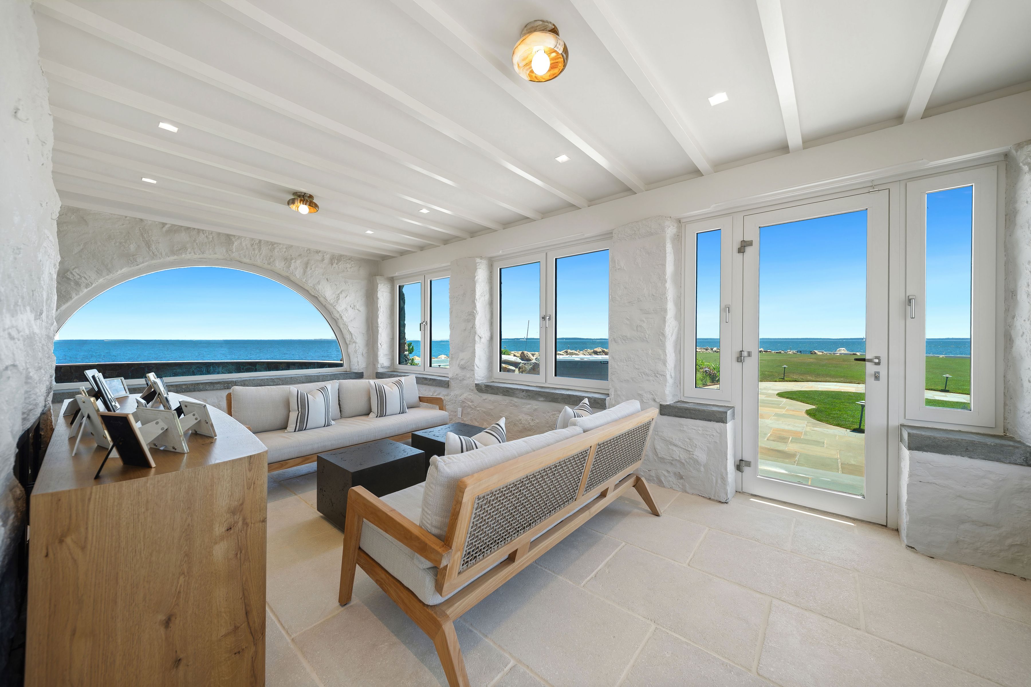 123 Saddle Rock Road