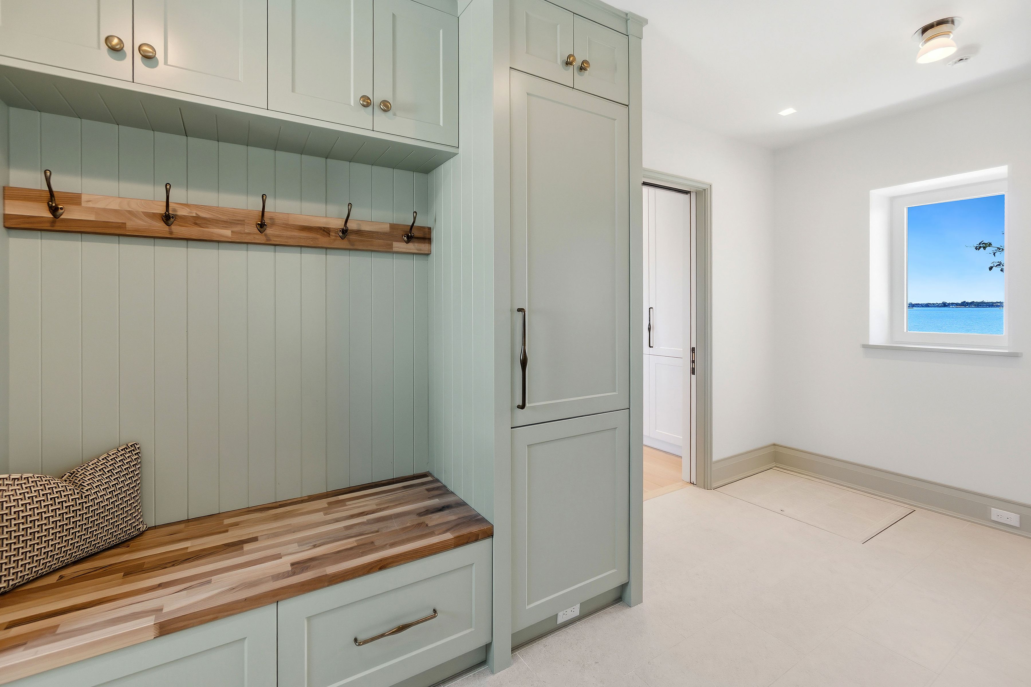 123 Saddle Rock Road