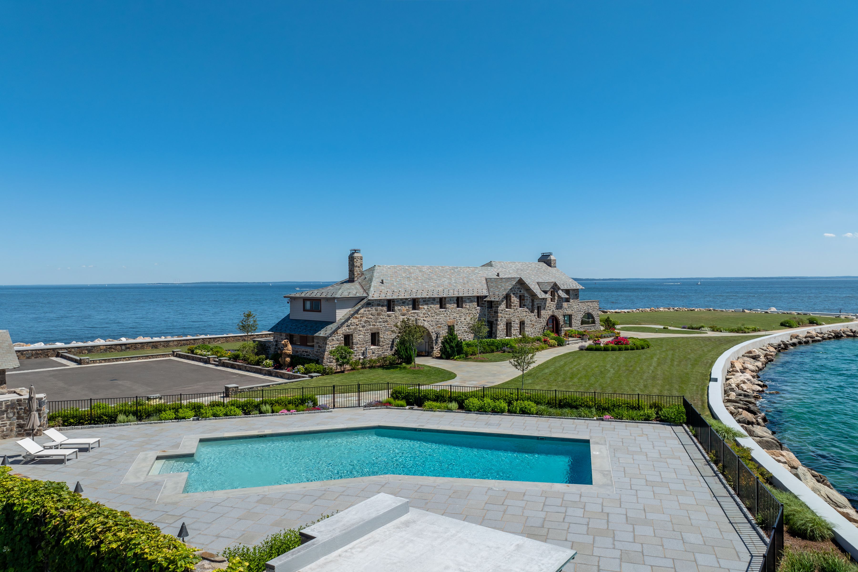 123 Saddle Rock Road