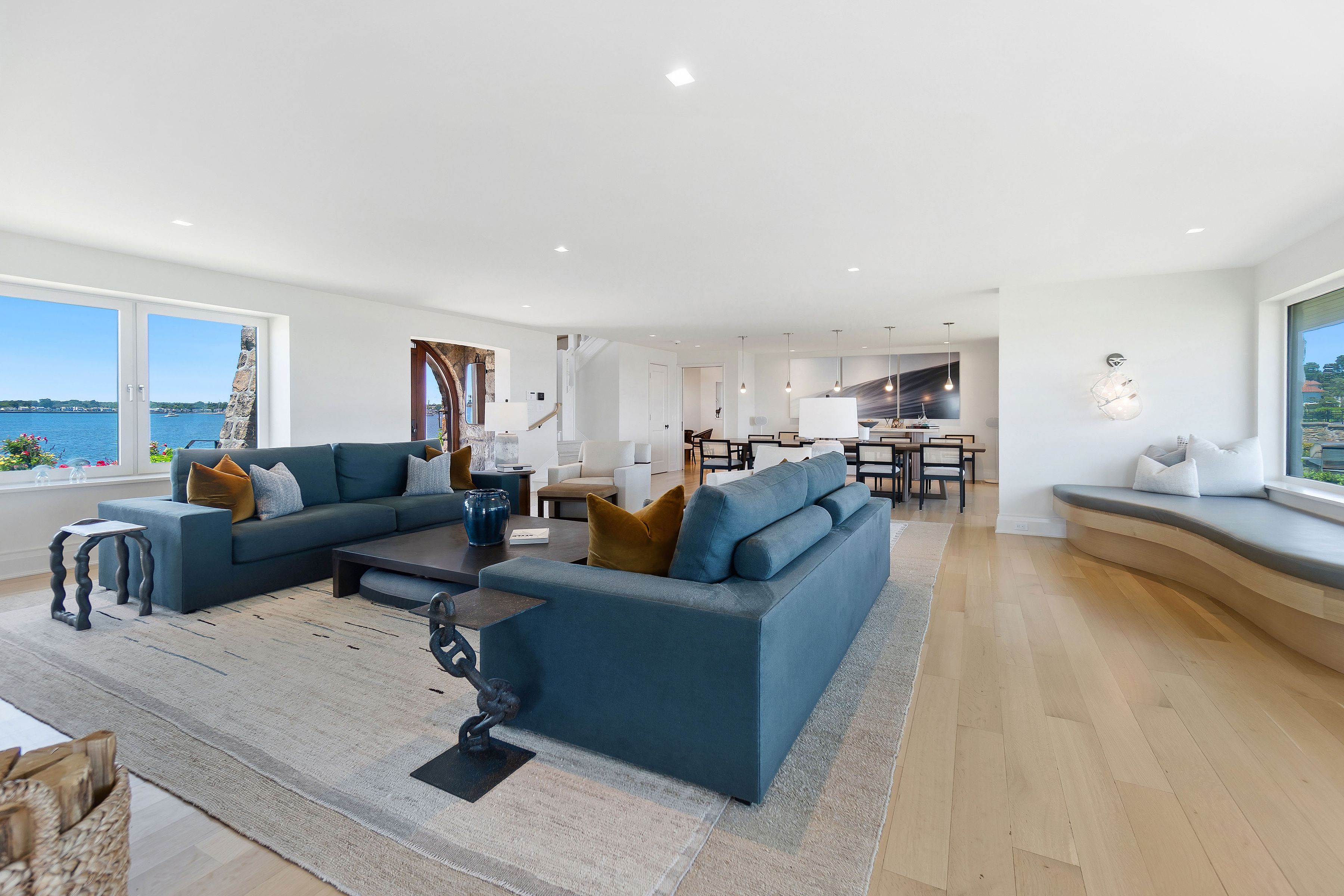 123 Saddle Rock Road