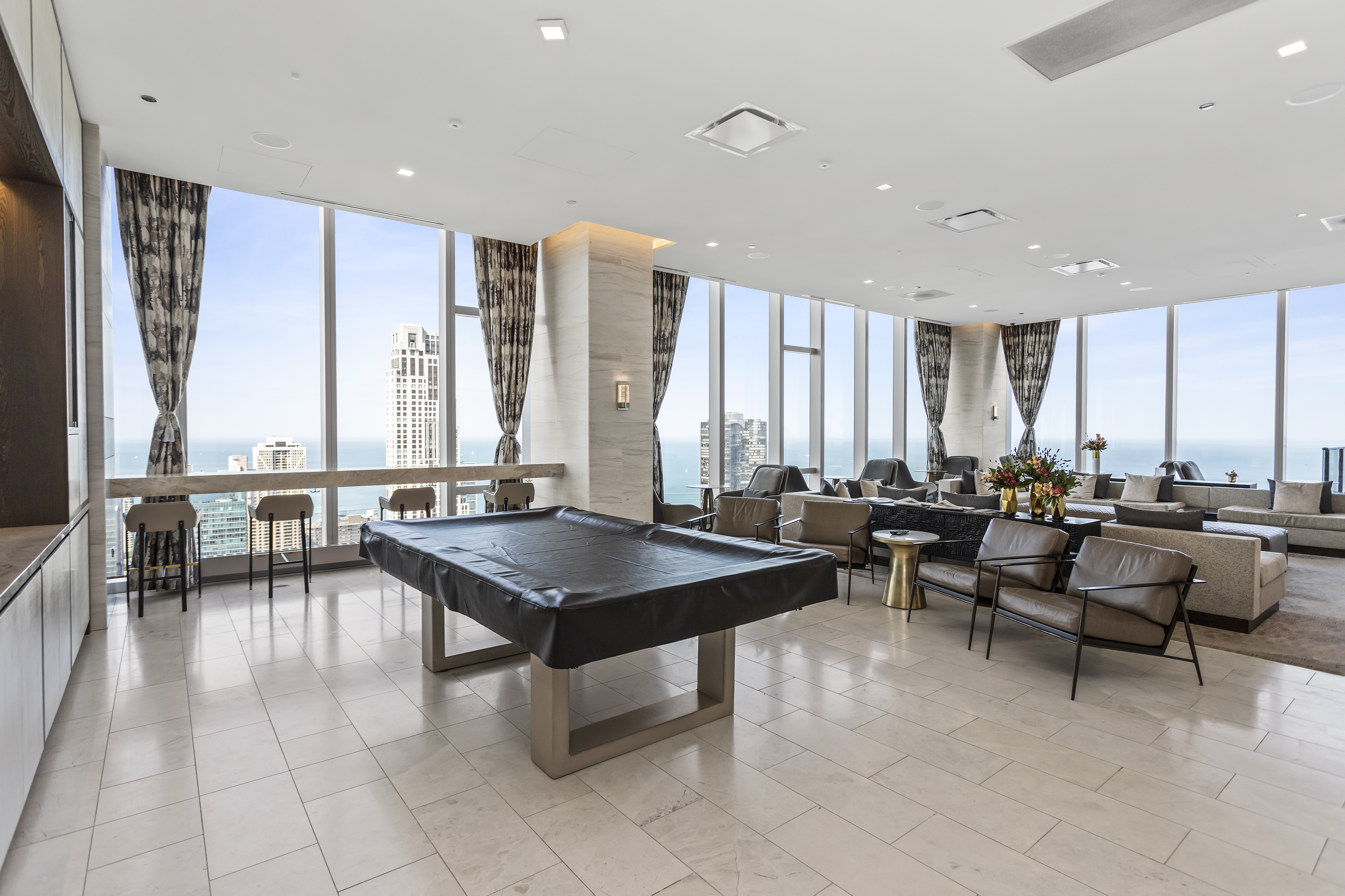 363 E Wacker Drive Unit# 6106