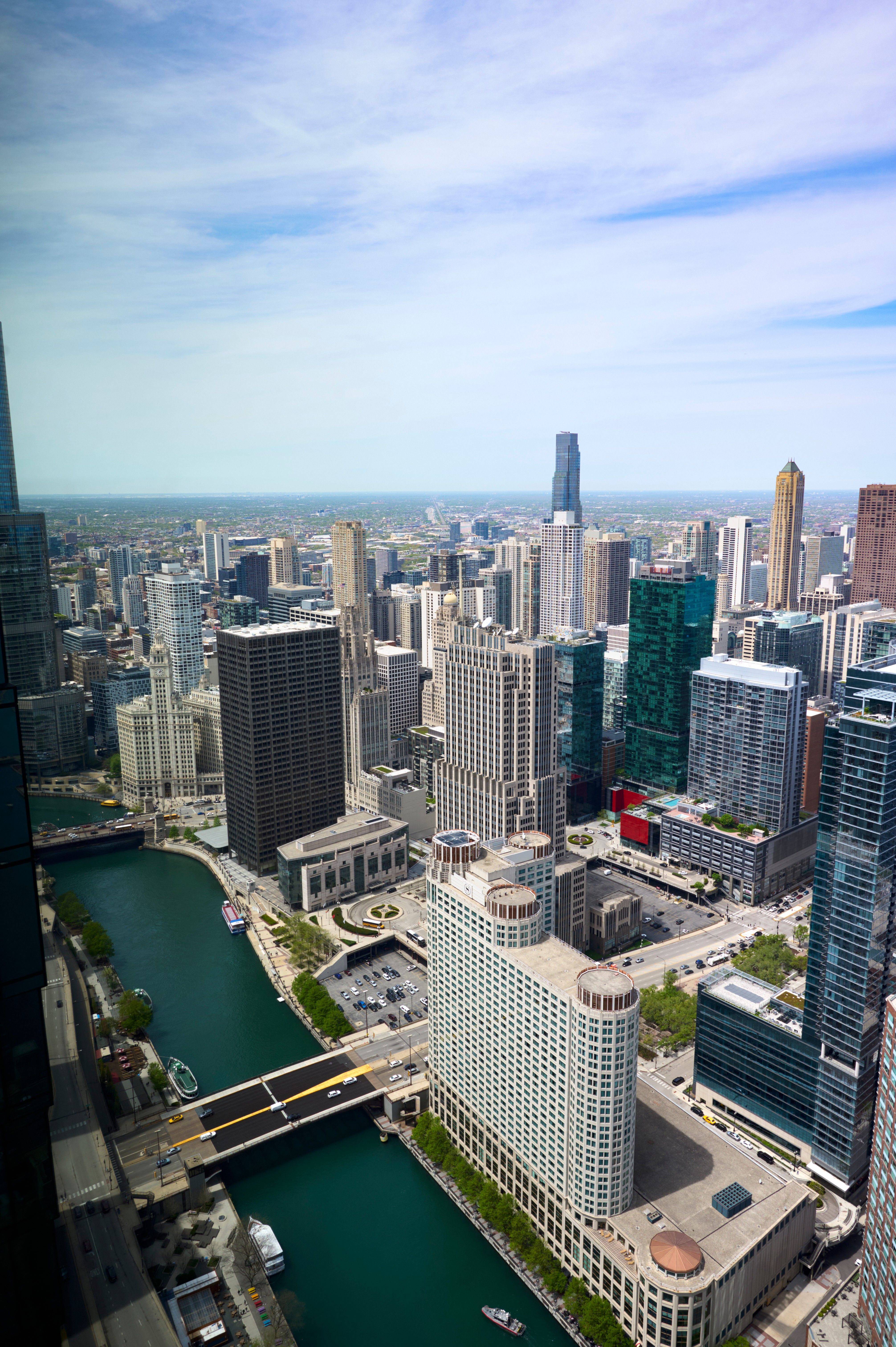 363 E Wacker Drive Unit# 6106