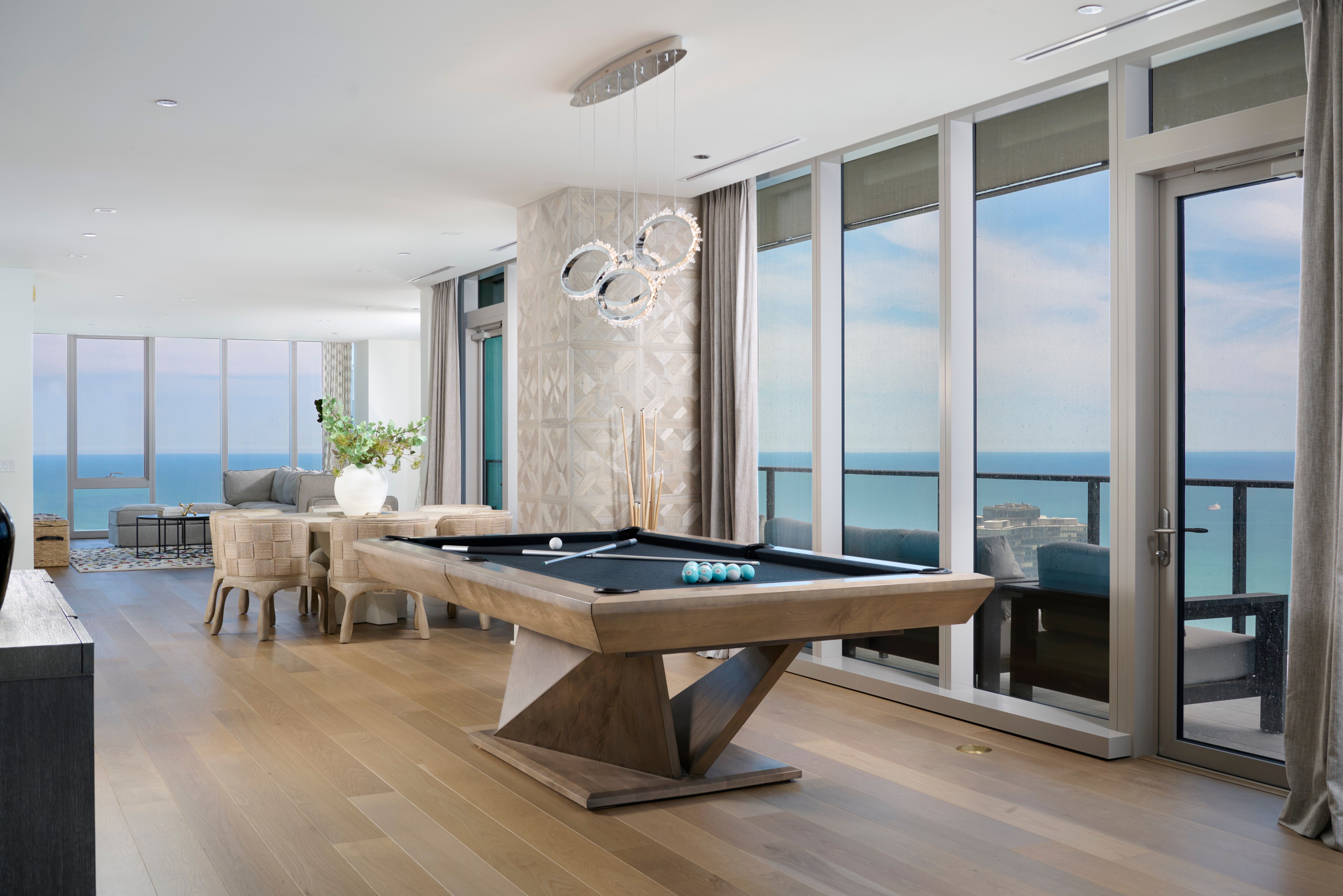 363 E Wacker Drive Unit# 6106