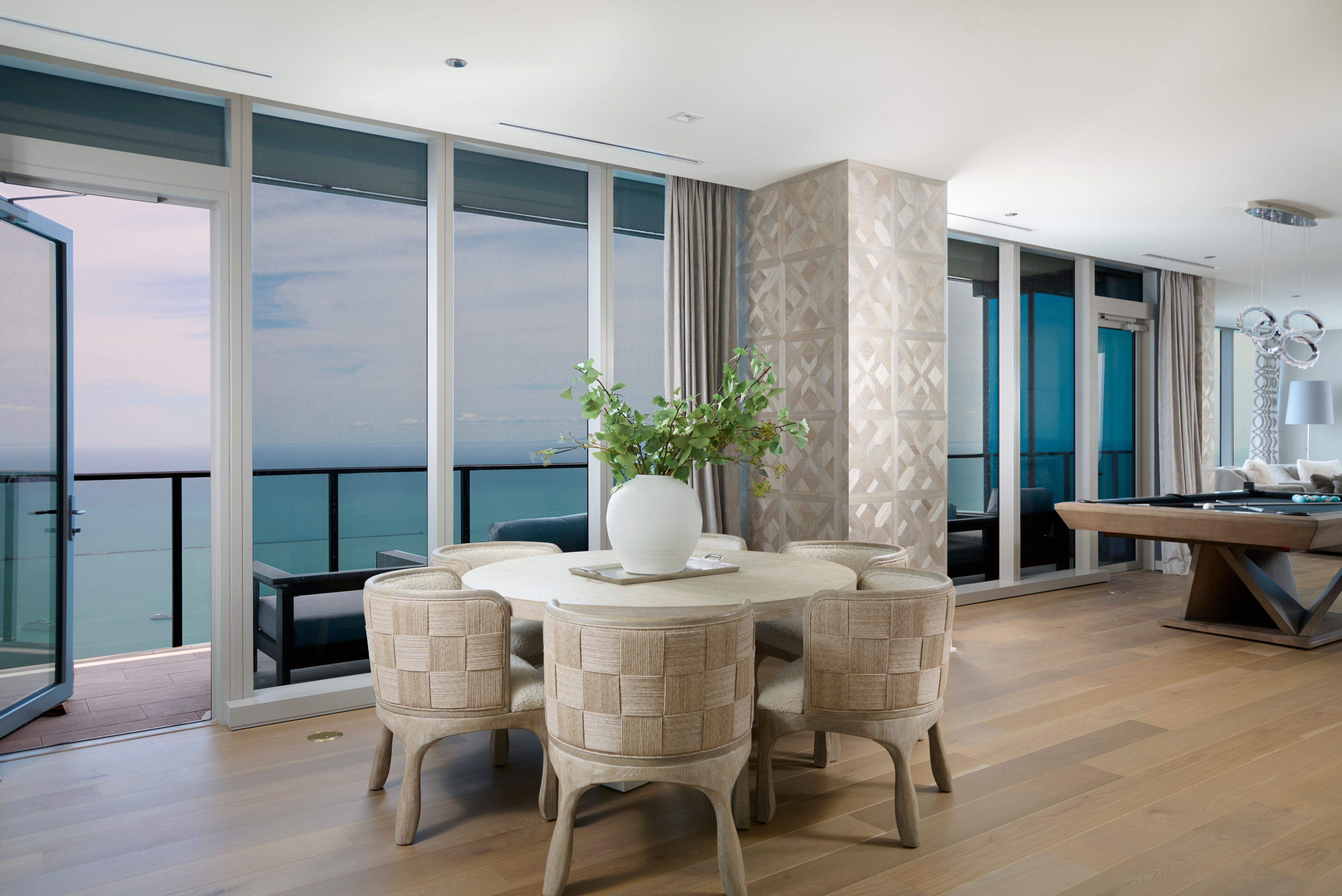 363 E Wacker Drive Unit# 6106