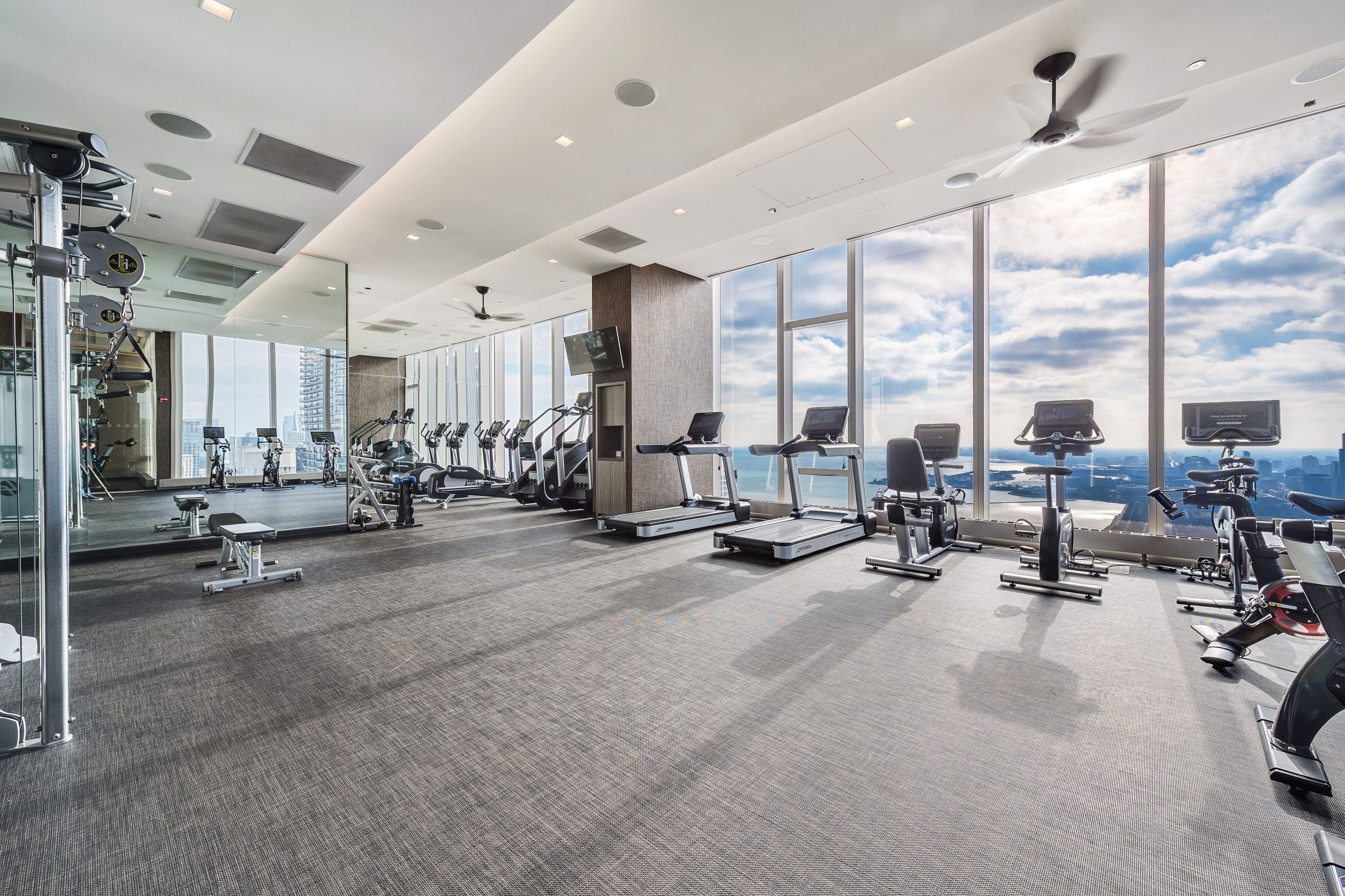 363 E Wacker Drive Unit# 6106
