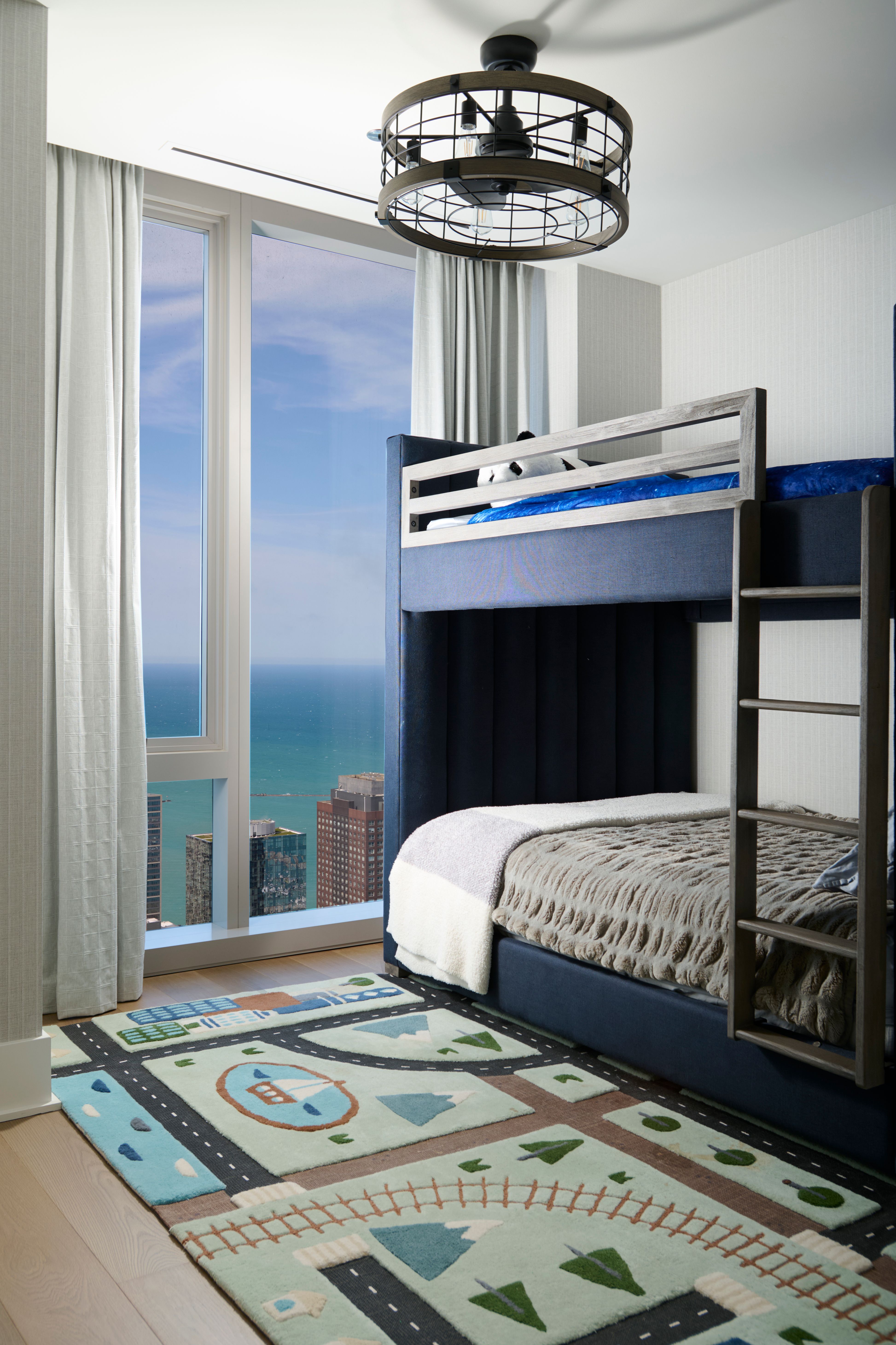 363 E Wacker Drive Unit# 6106