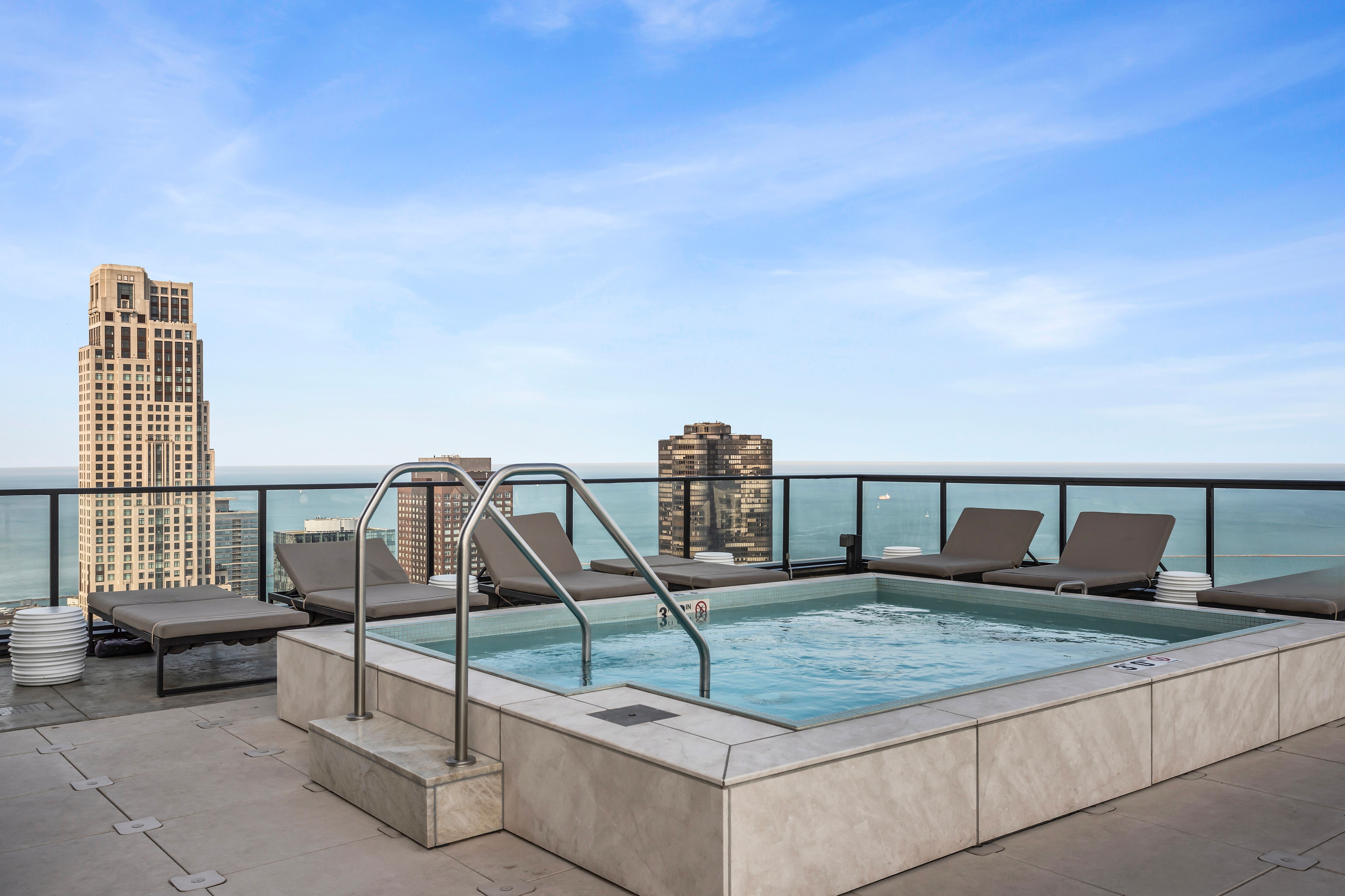 363 E Wacker Drive Unit# 6106