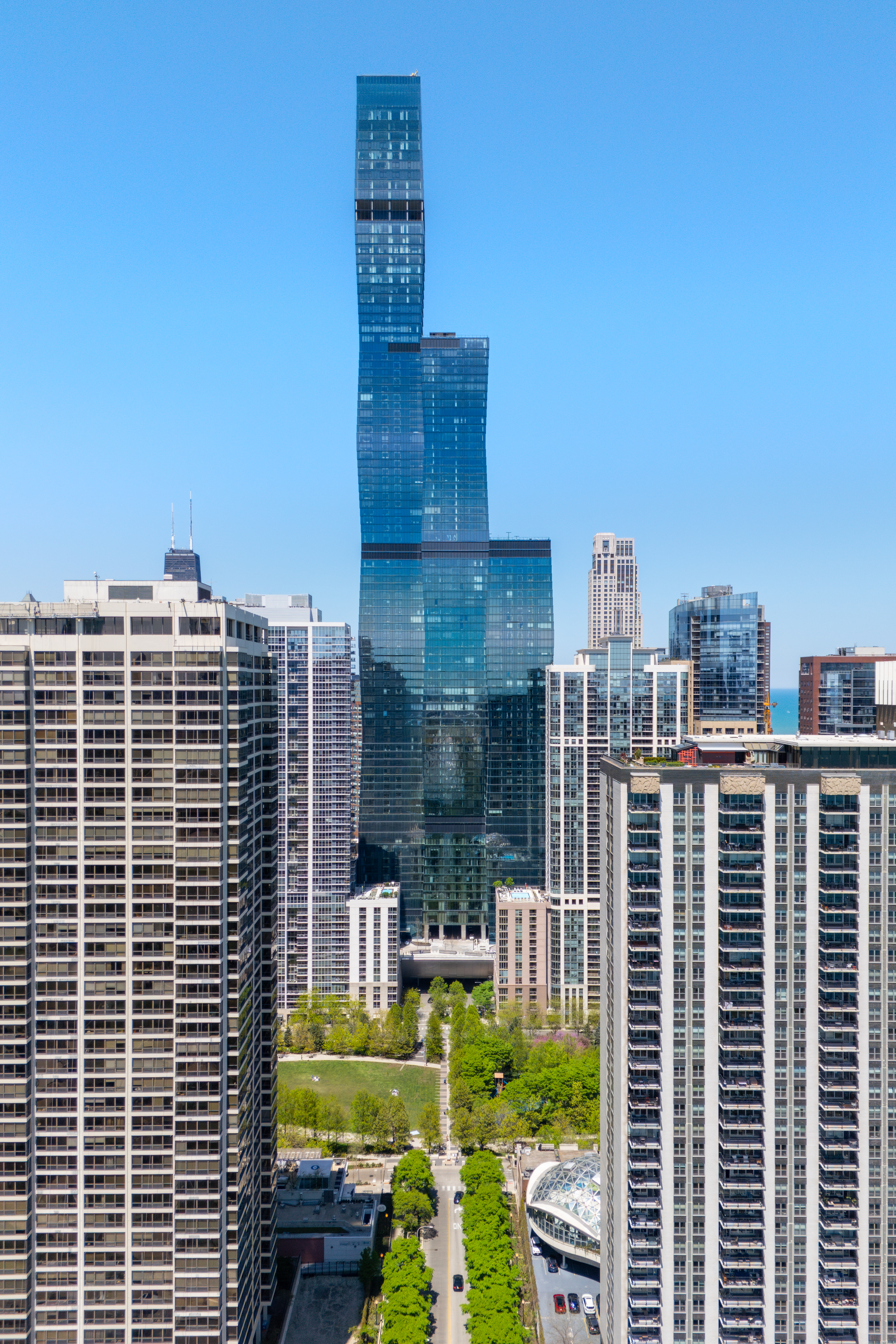 363 E Wacker Drive Unit# 6106
