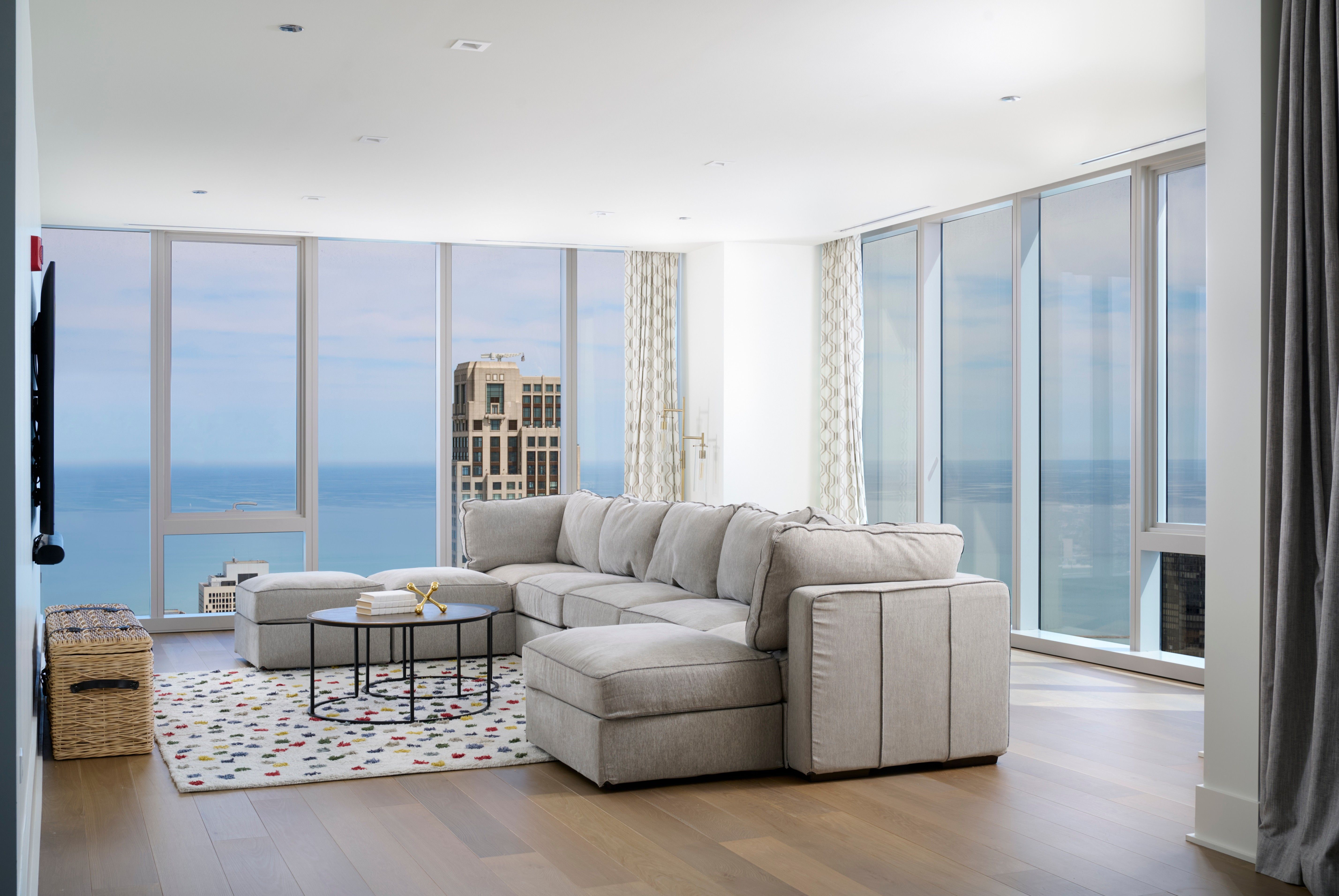 363 E Wacker Drive Unit# 6106
