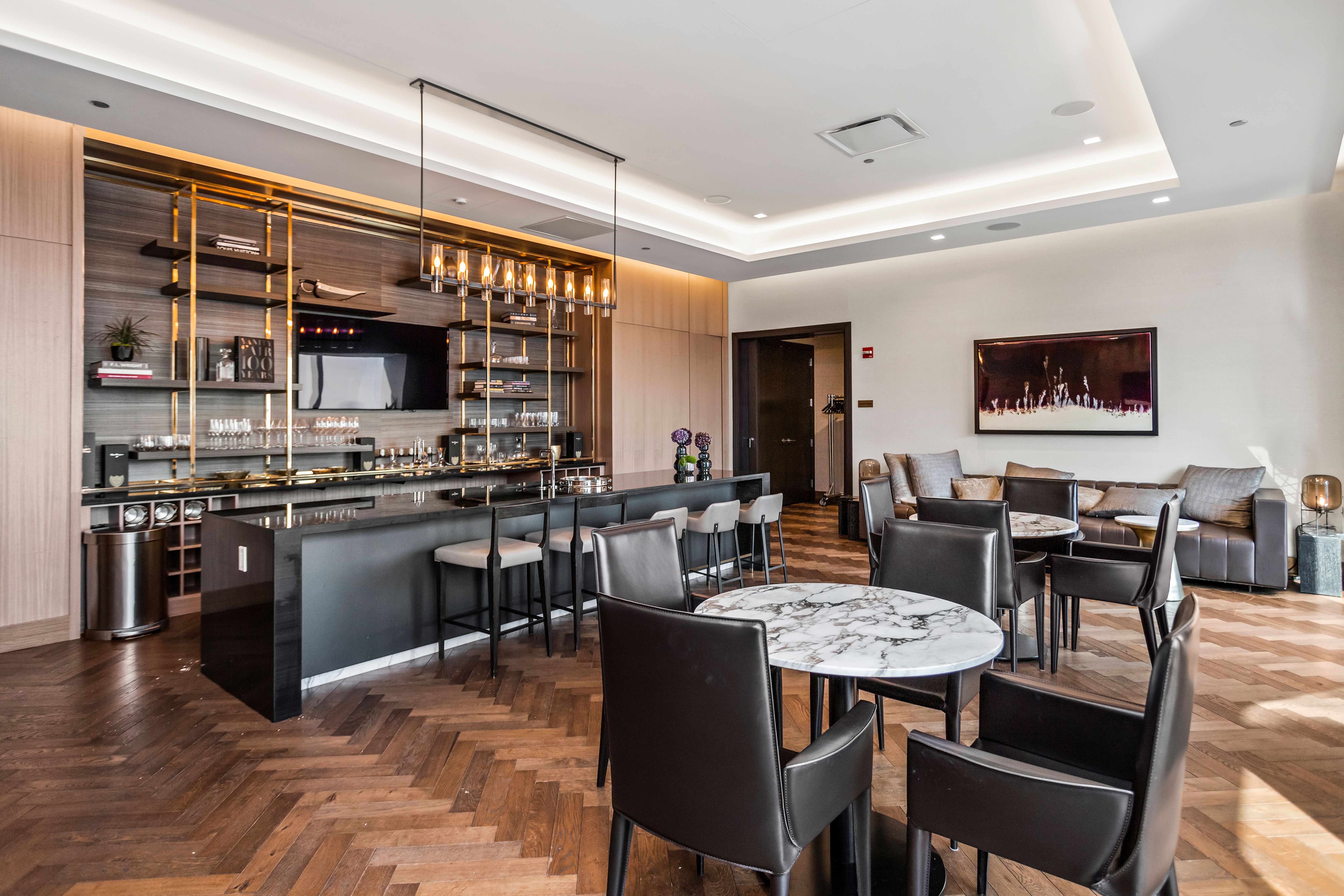 363 E Wacker Drive Unit# 6106