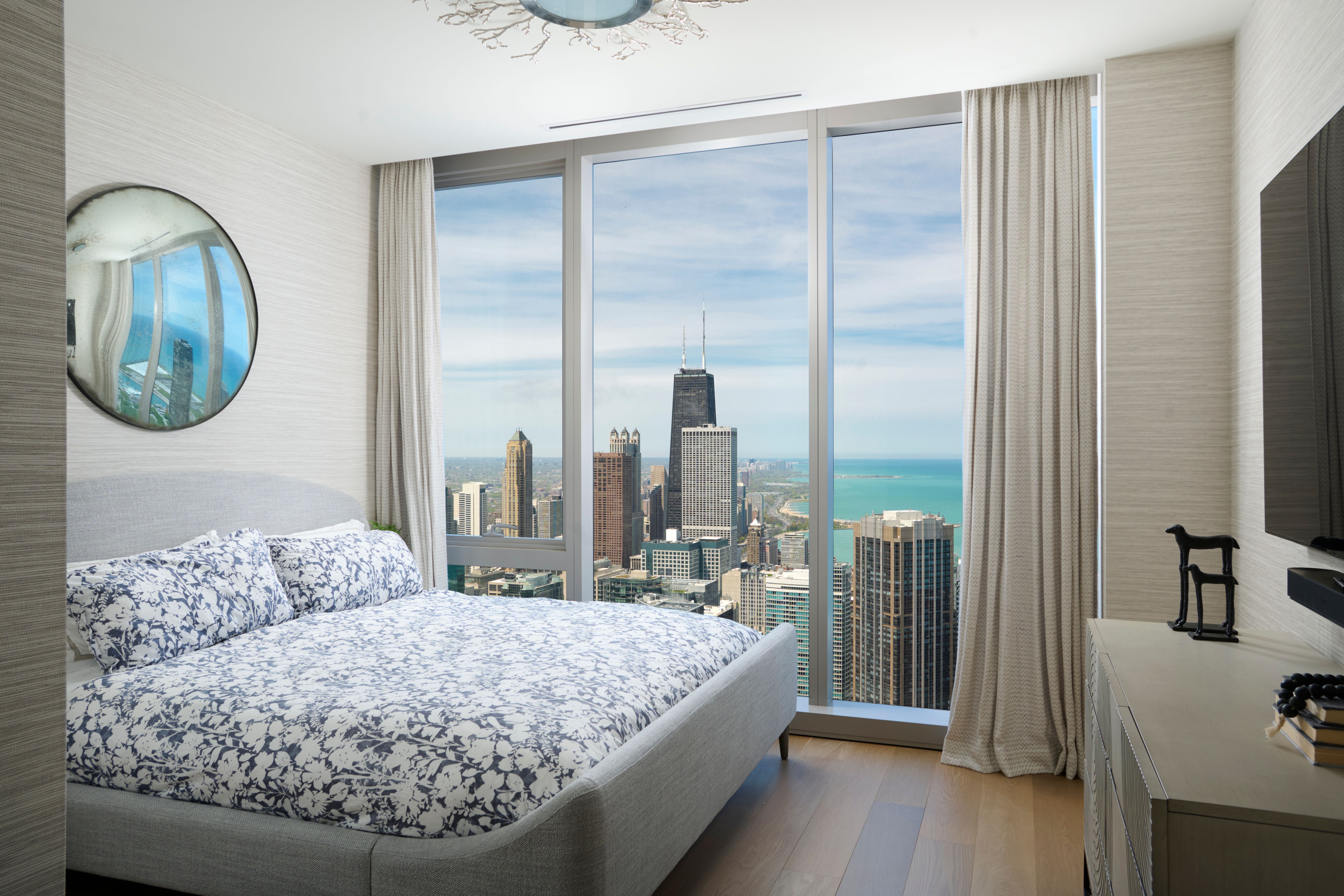 363 E Wacker Drive Unit# 6106