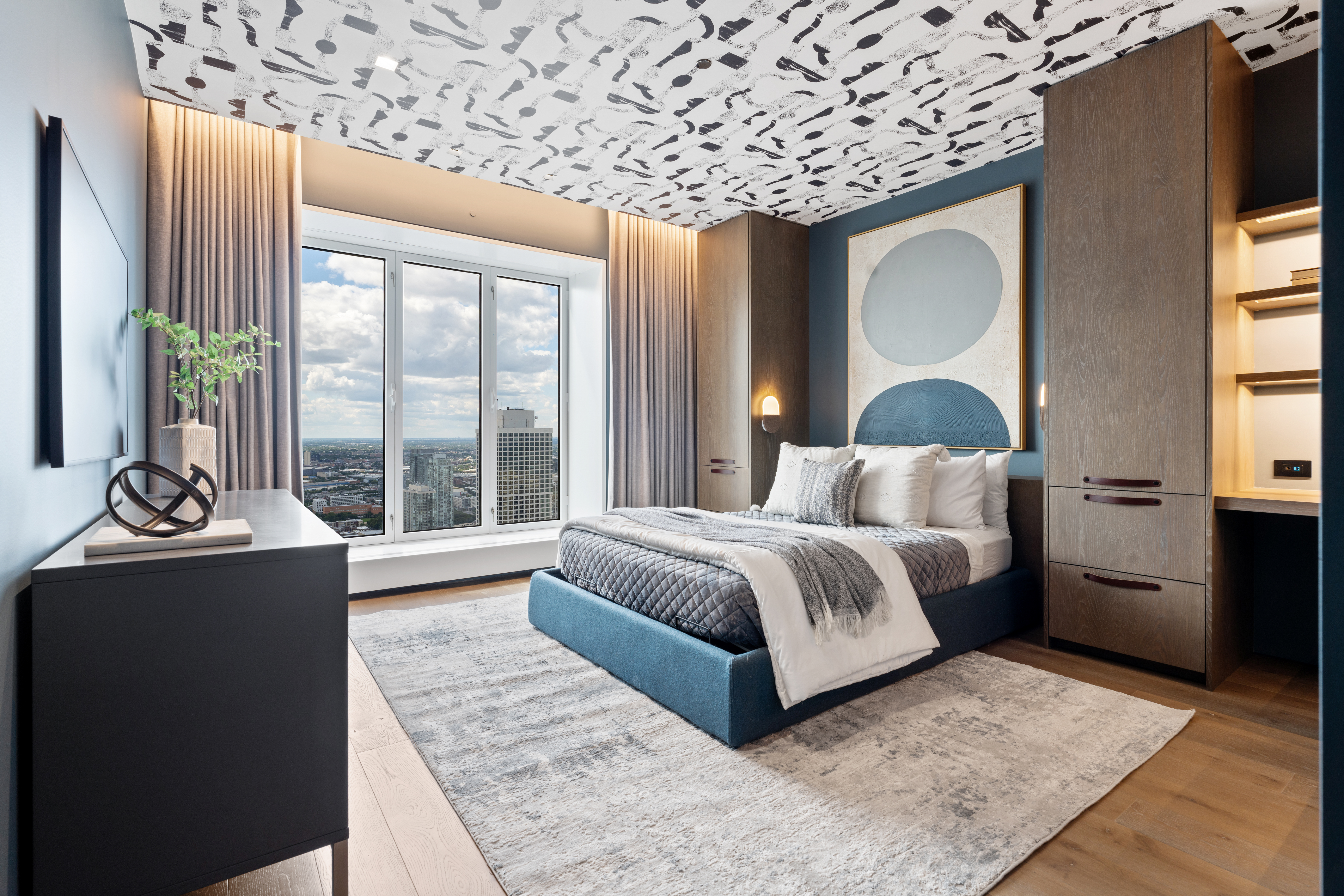 950 N Michigan Avenue Unit# 4605