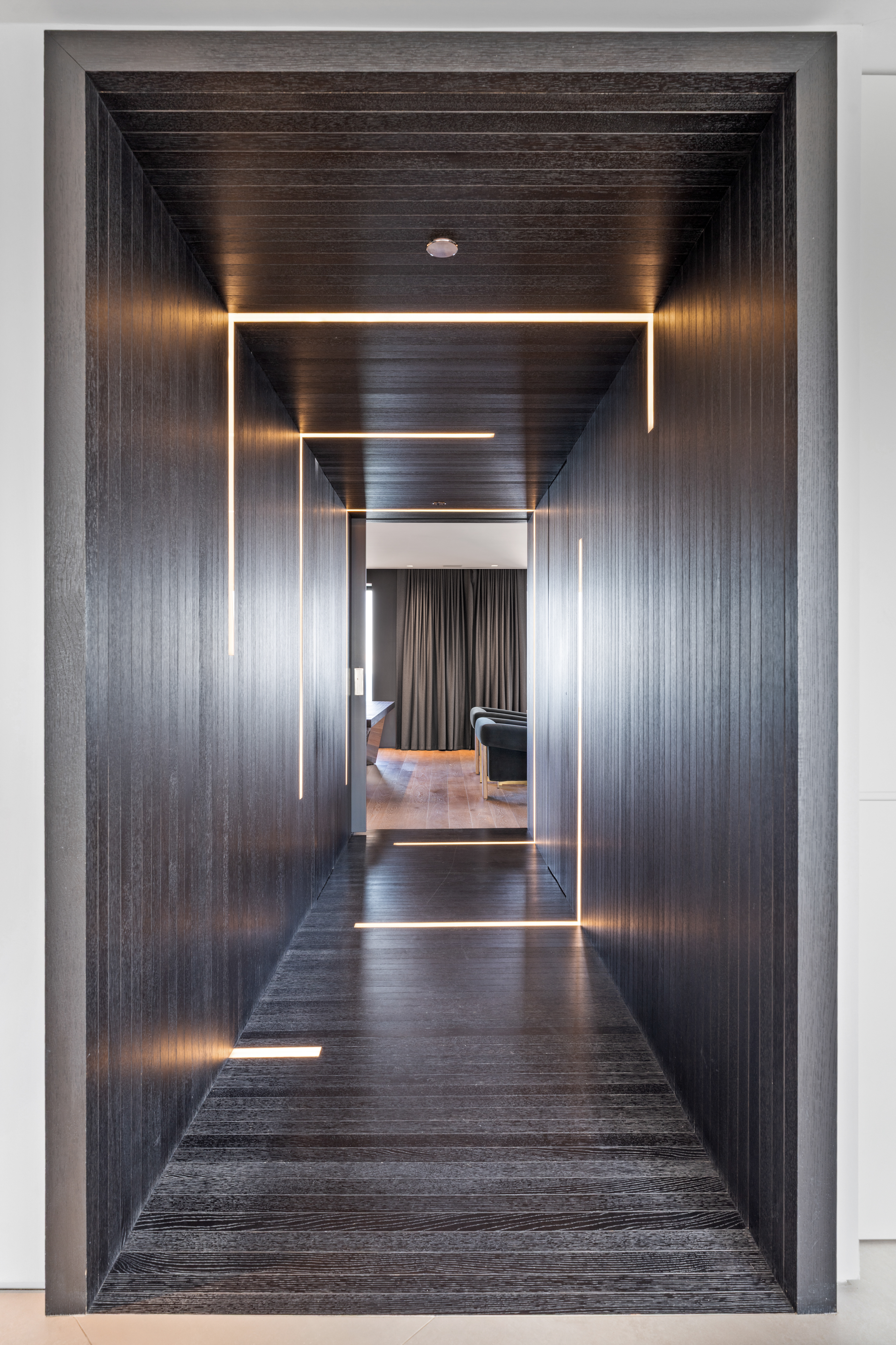 950 N Michigan Avenue Unit# 4605