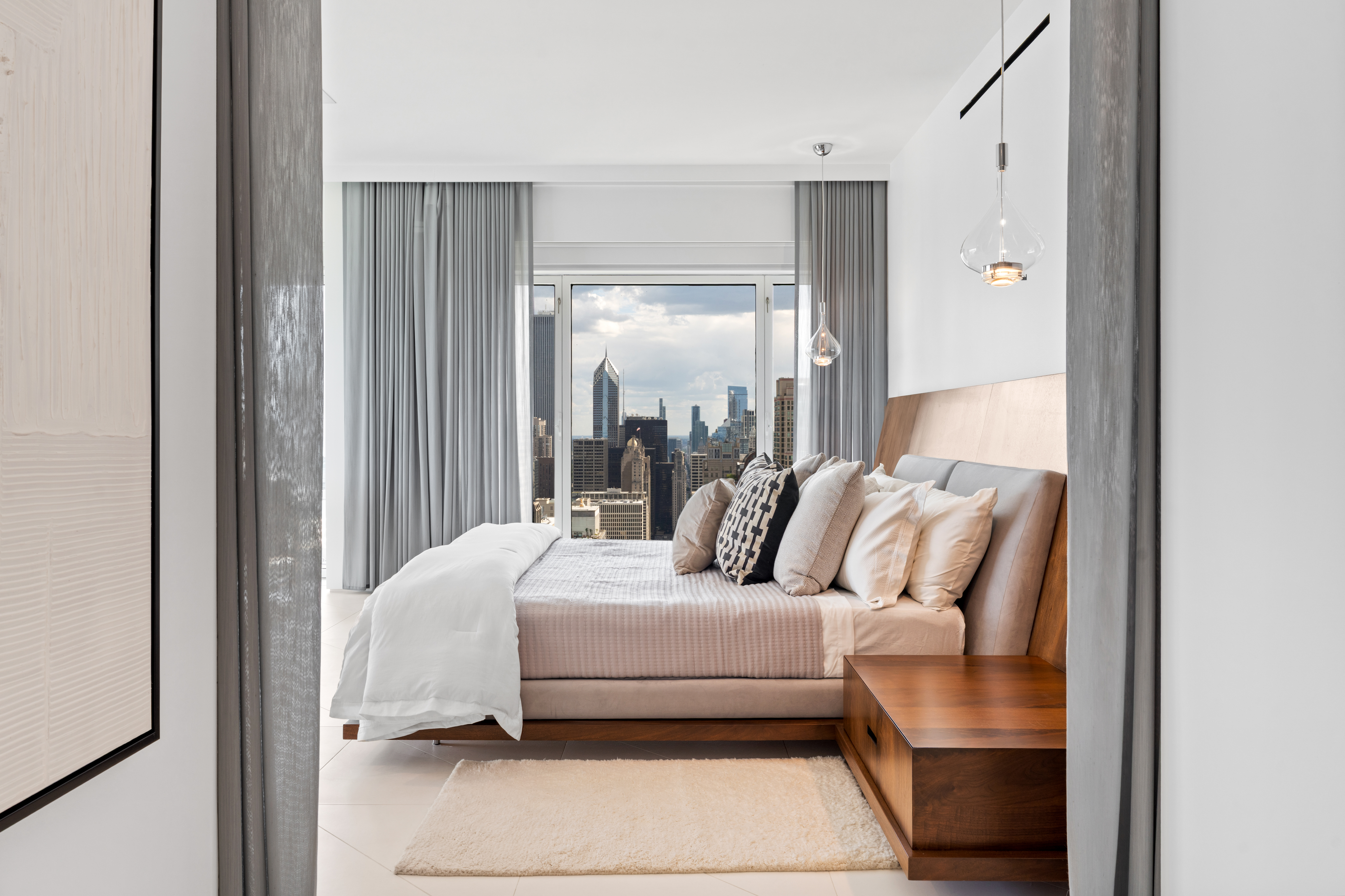 950 N Michigan Avenue Unit# 4605
