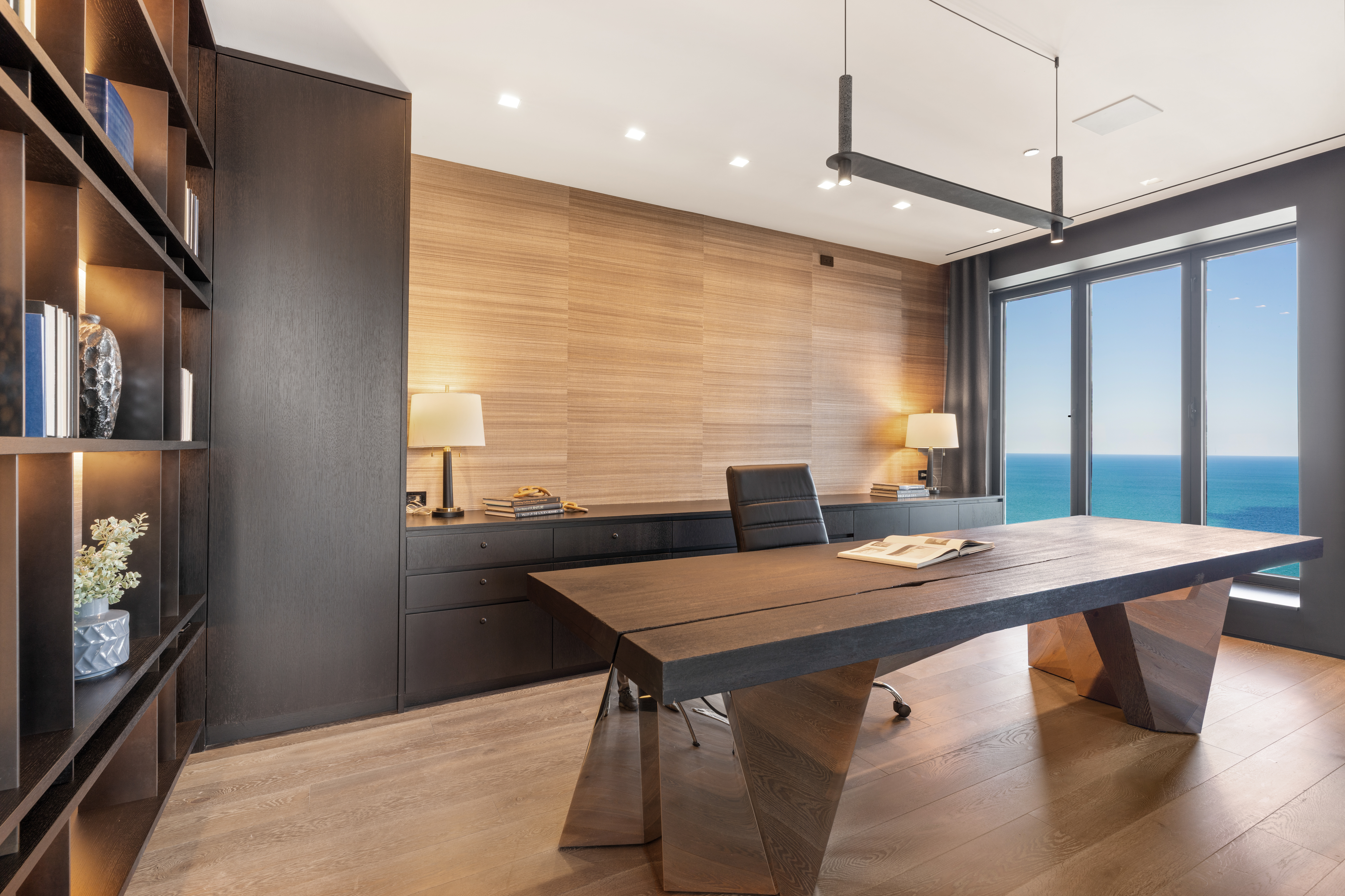 950 N Michigan Avenue Unit# 4605
