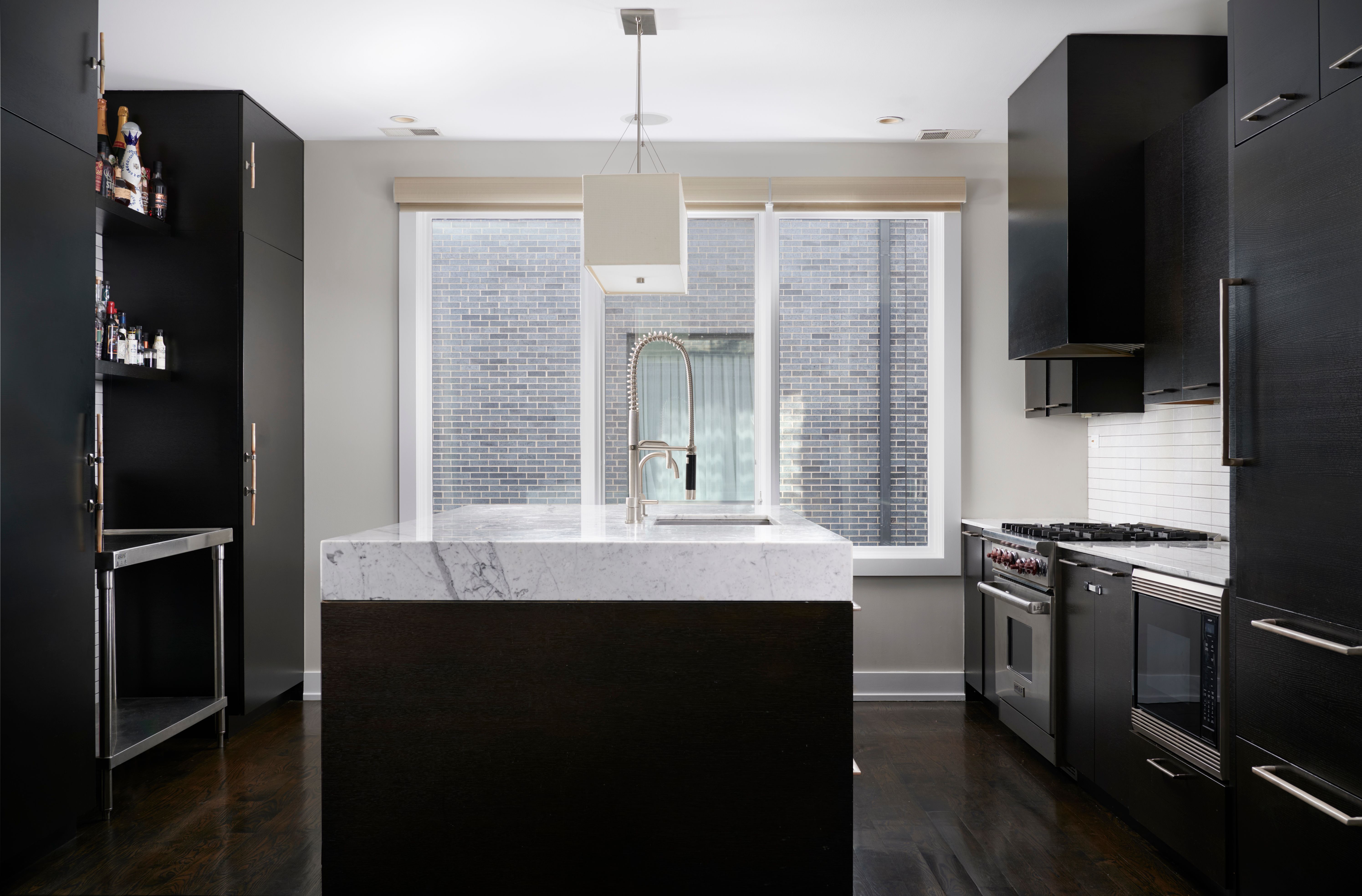 1305 W Diversey Parkway Unit# 2