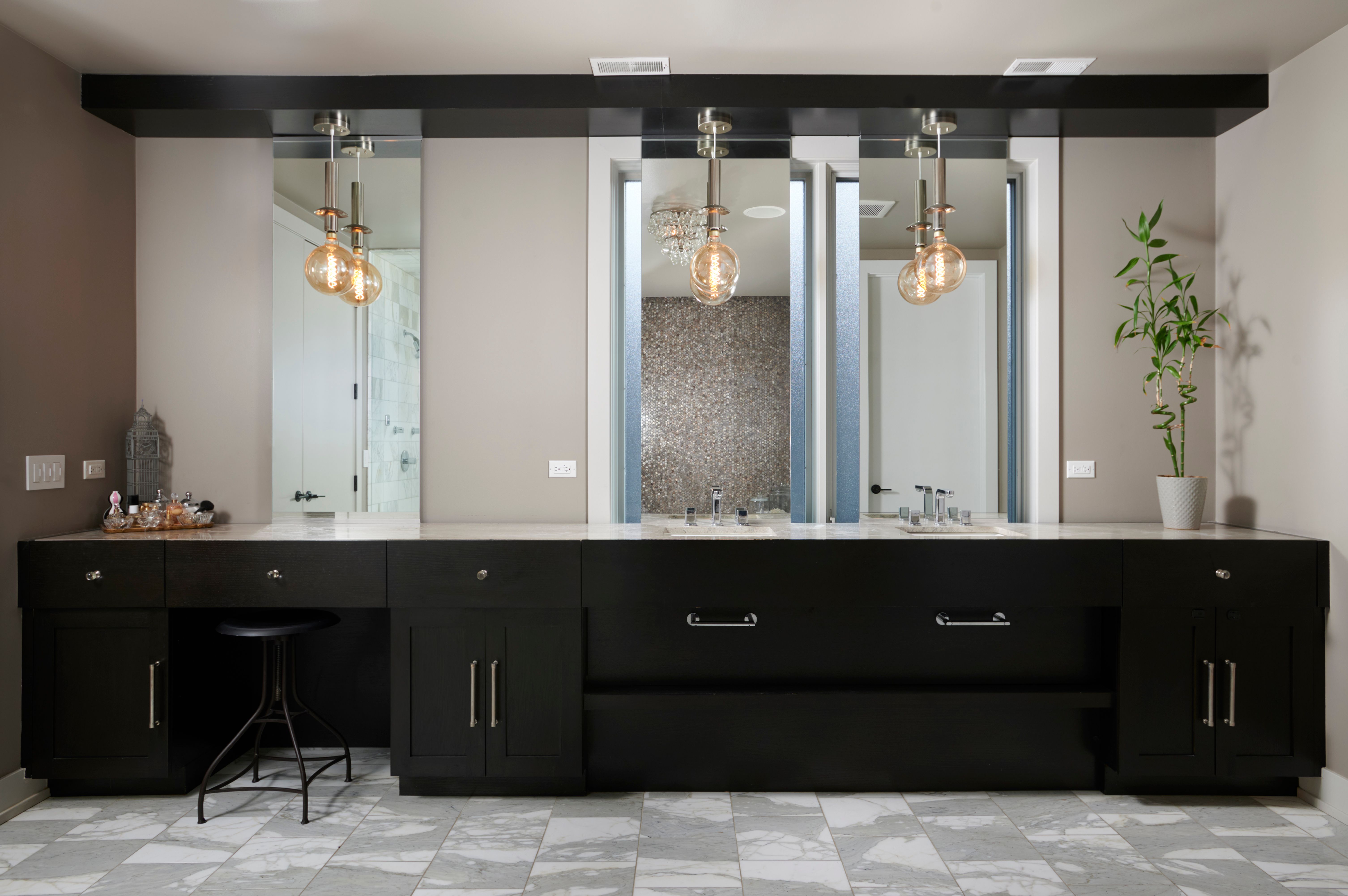 1305 W Diversey Parkway Unit# 2