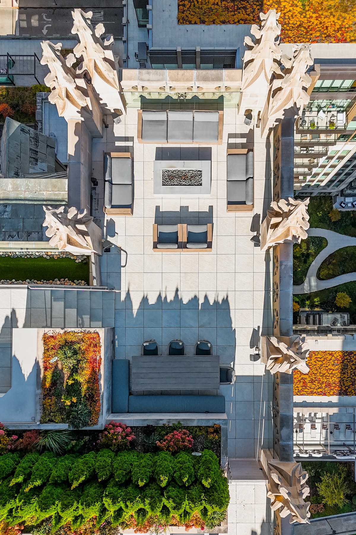 435 N Michigan Avenue Unit# 2203