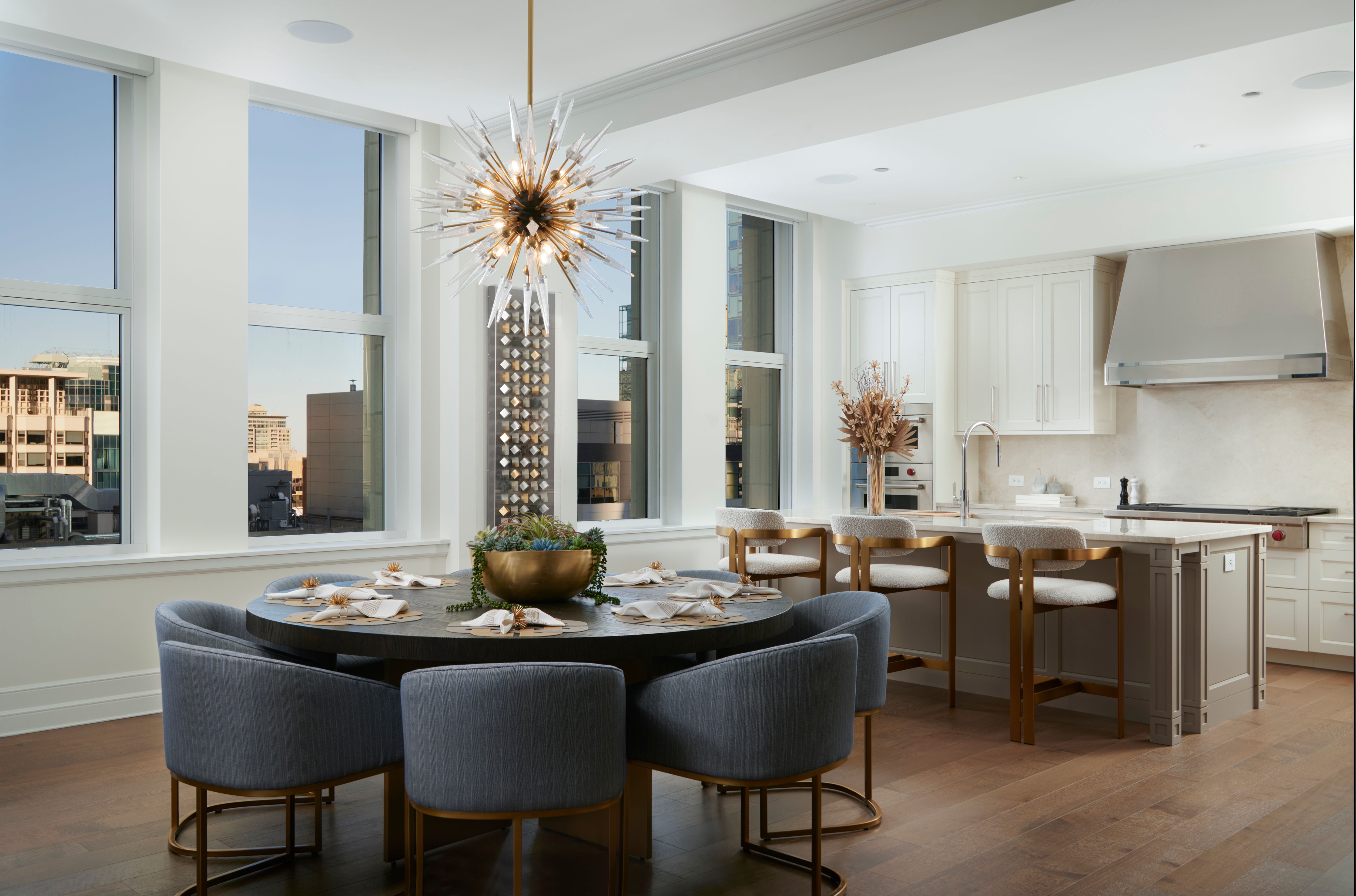 435 N Michigan Avenue Unit# 2203