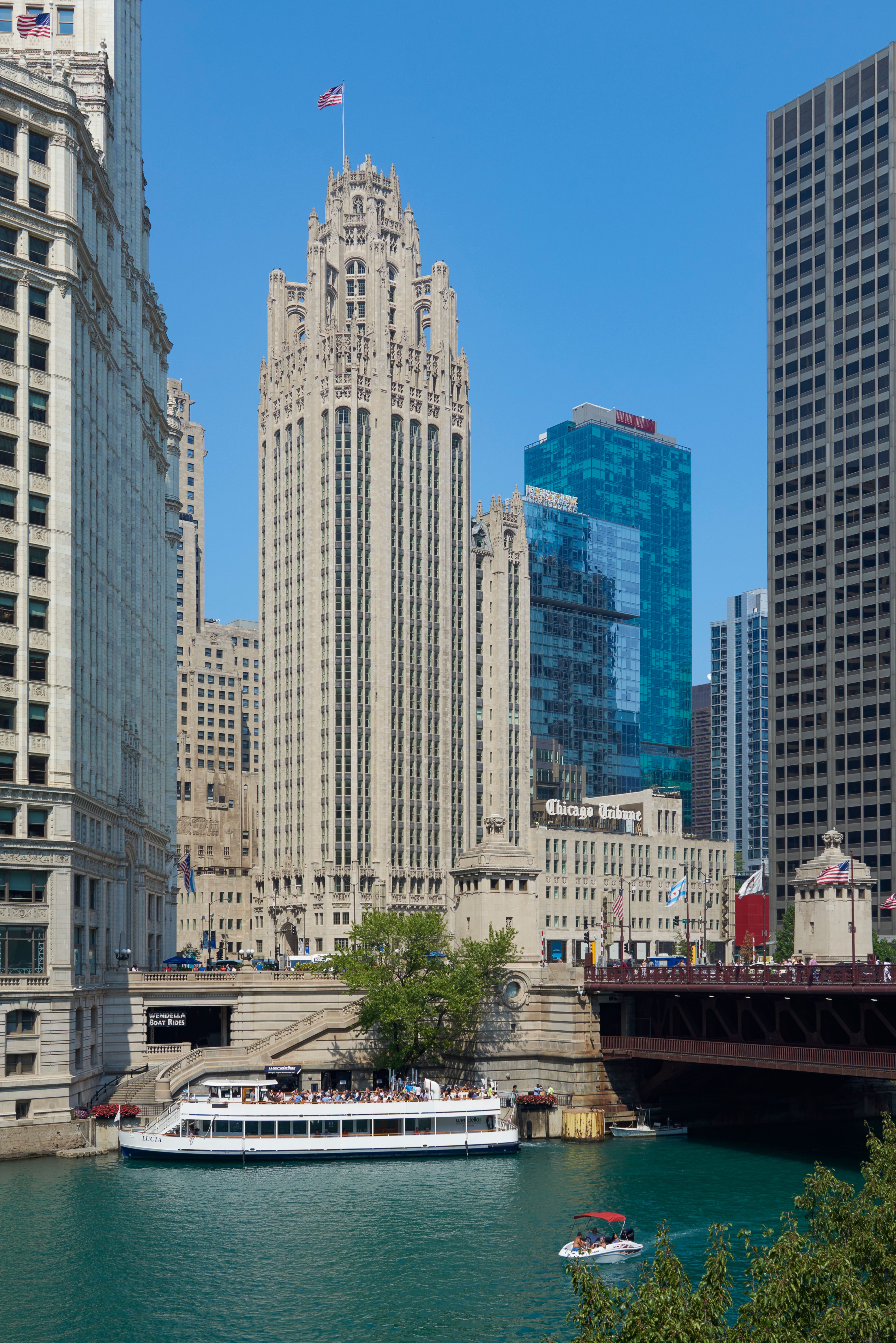 435 N Michigan Avenue Unit# 2203