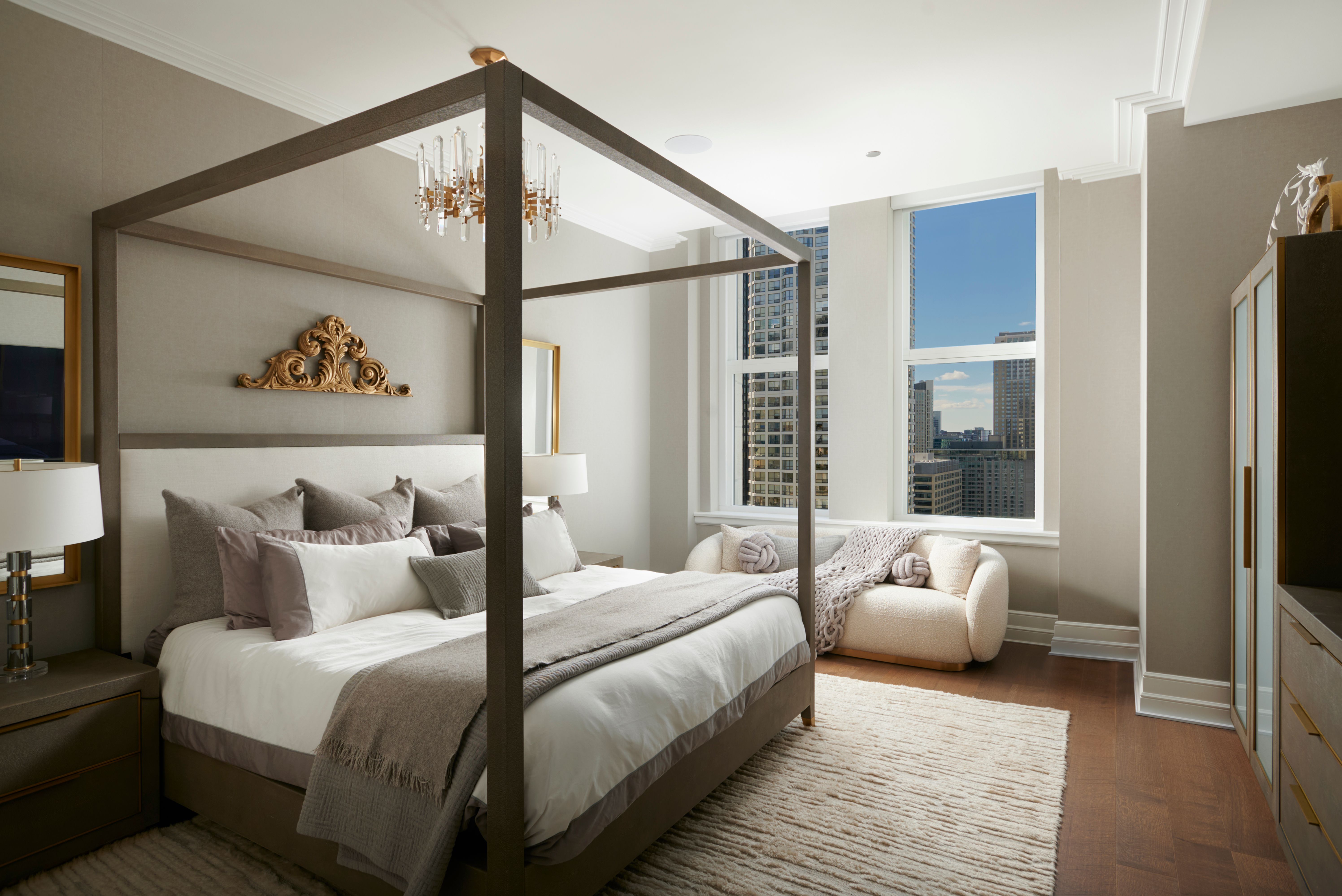 435 N Michigan Avenue Unit# 2203