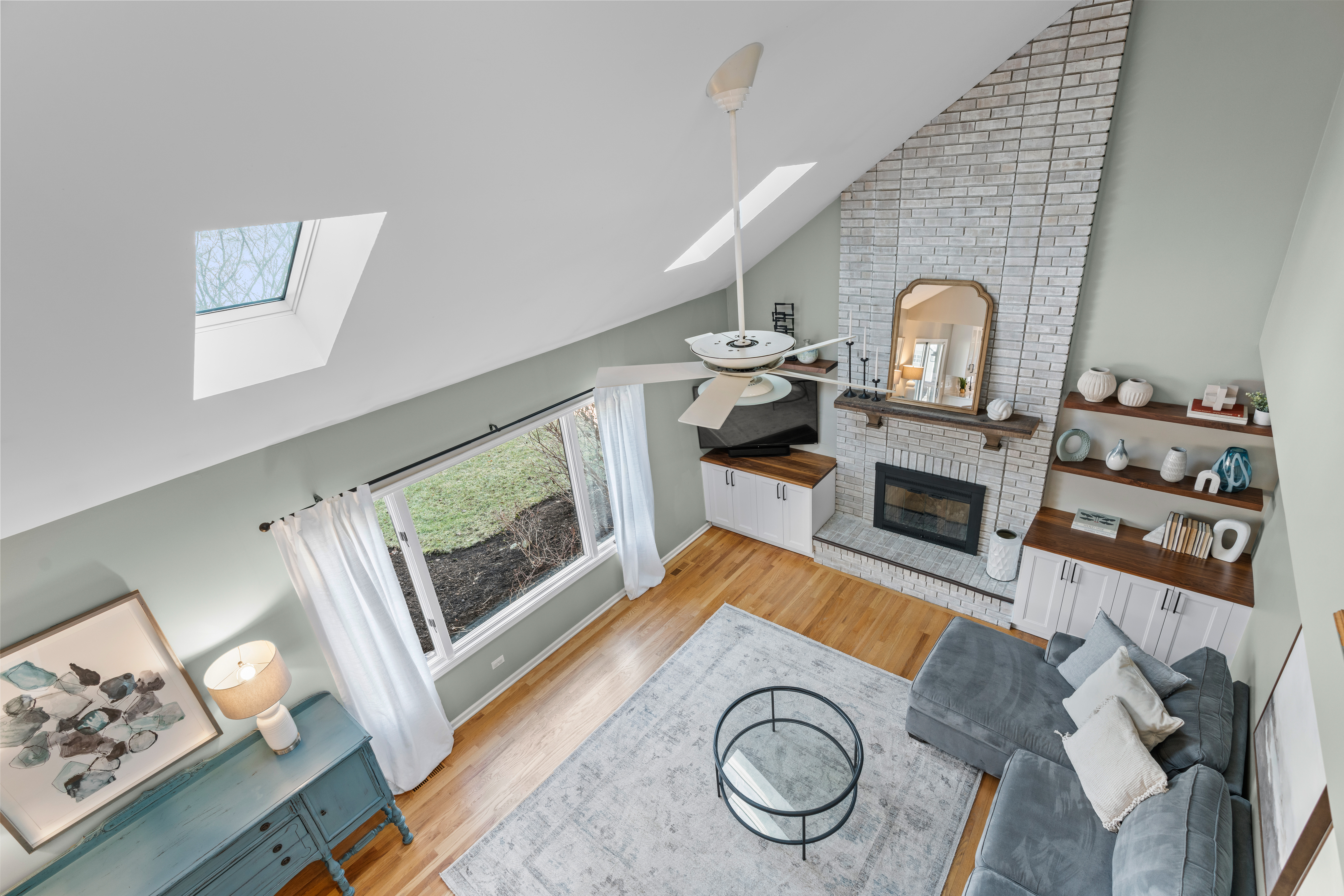 2450 Tanglewood Drive 