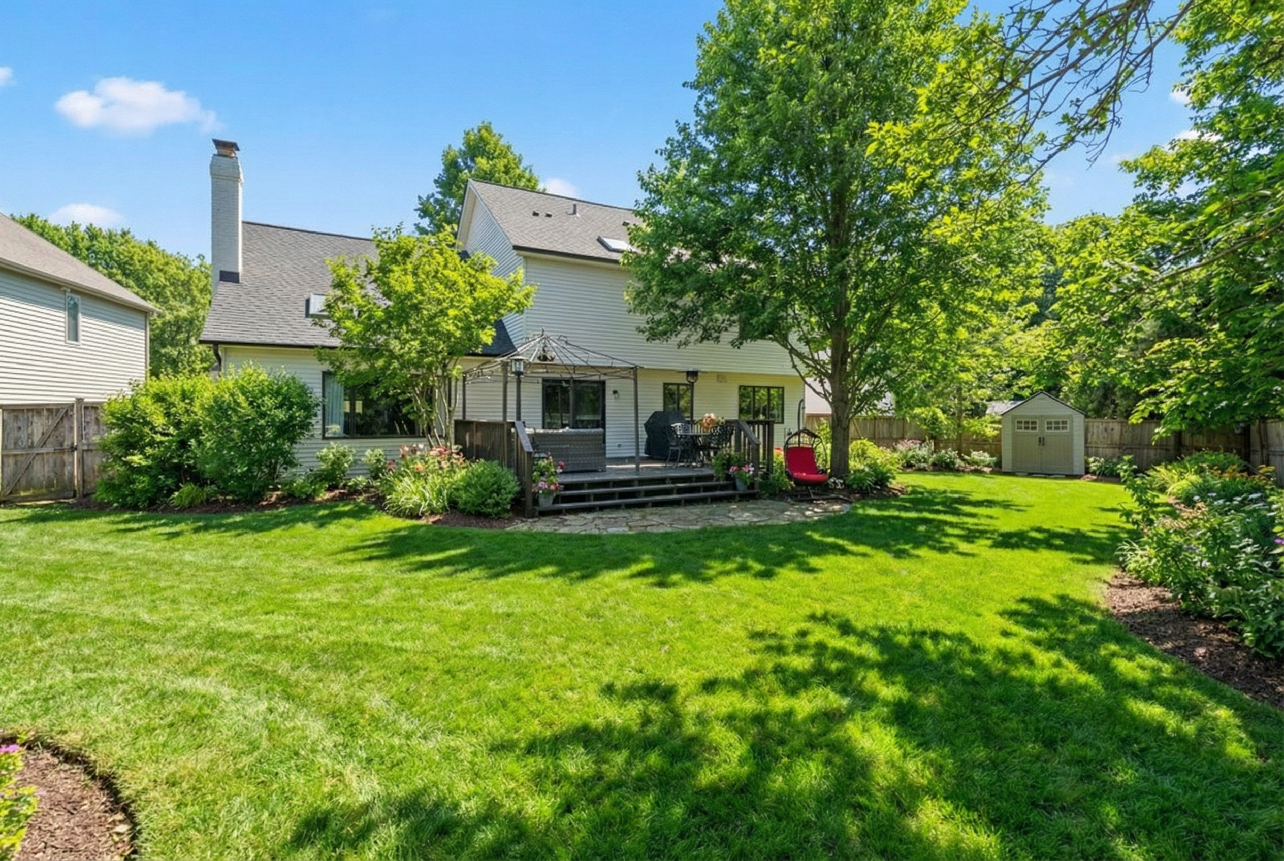 2450 Tanglewood Drive 