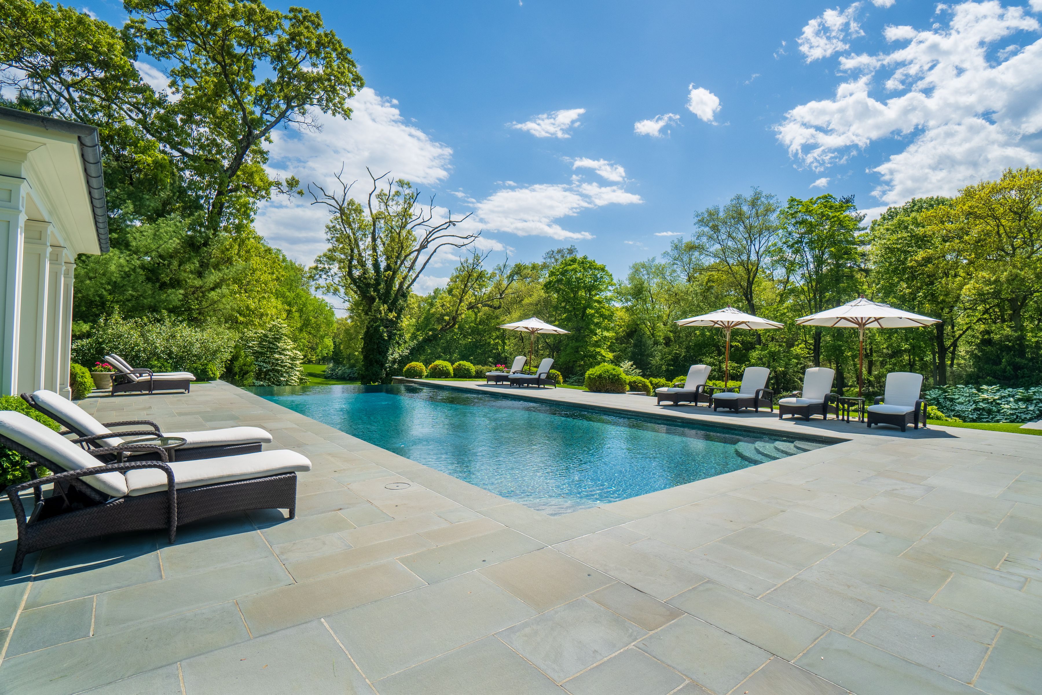 14 Meadow Lane