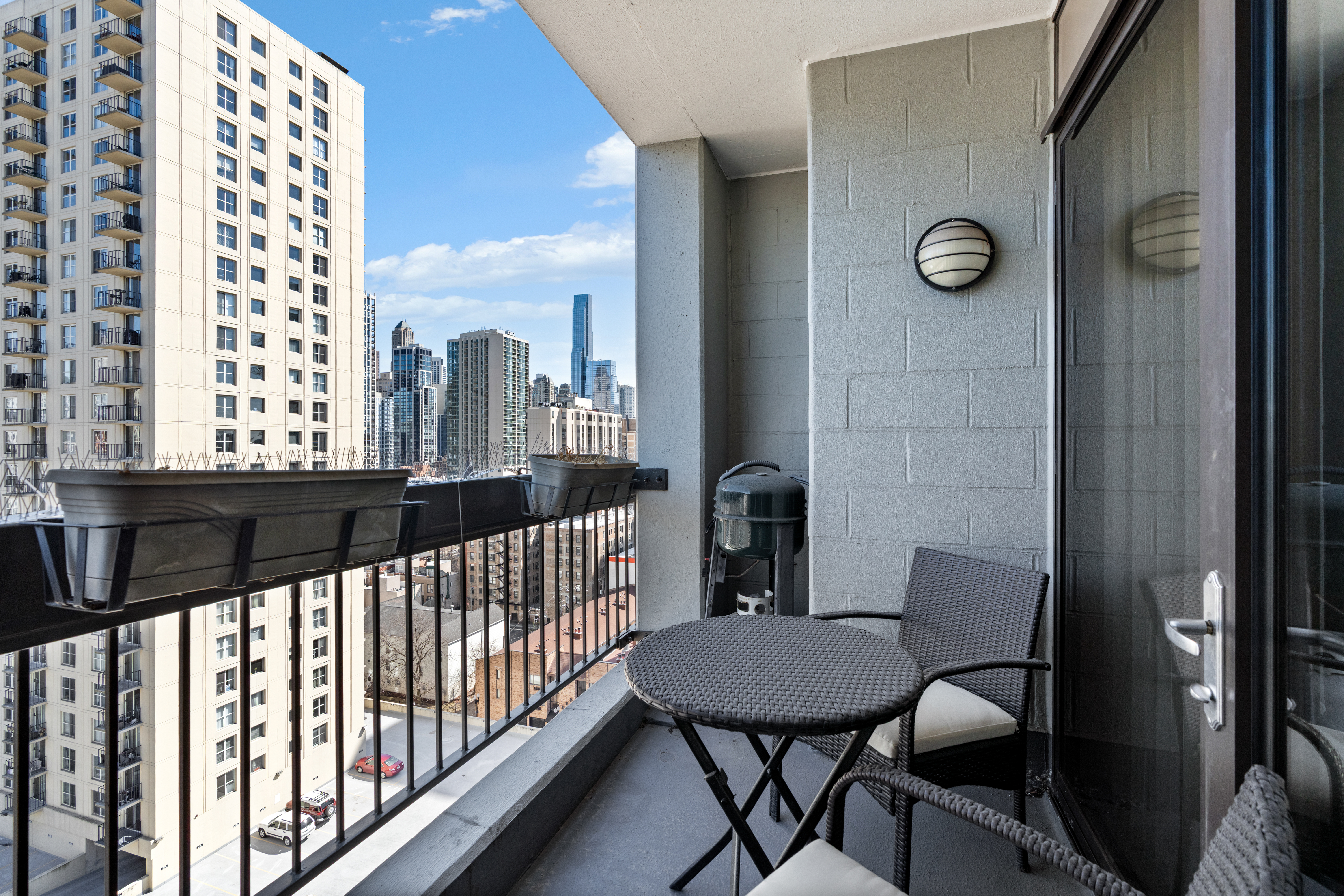 1212 N Wells Street Unit# 1401
